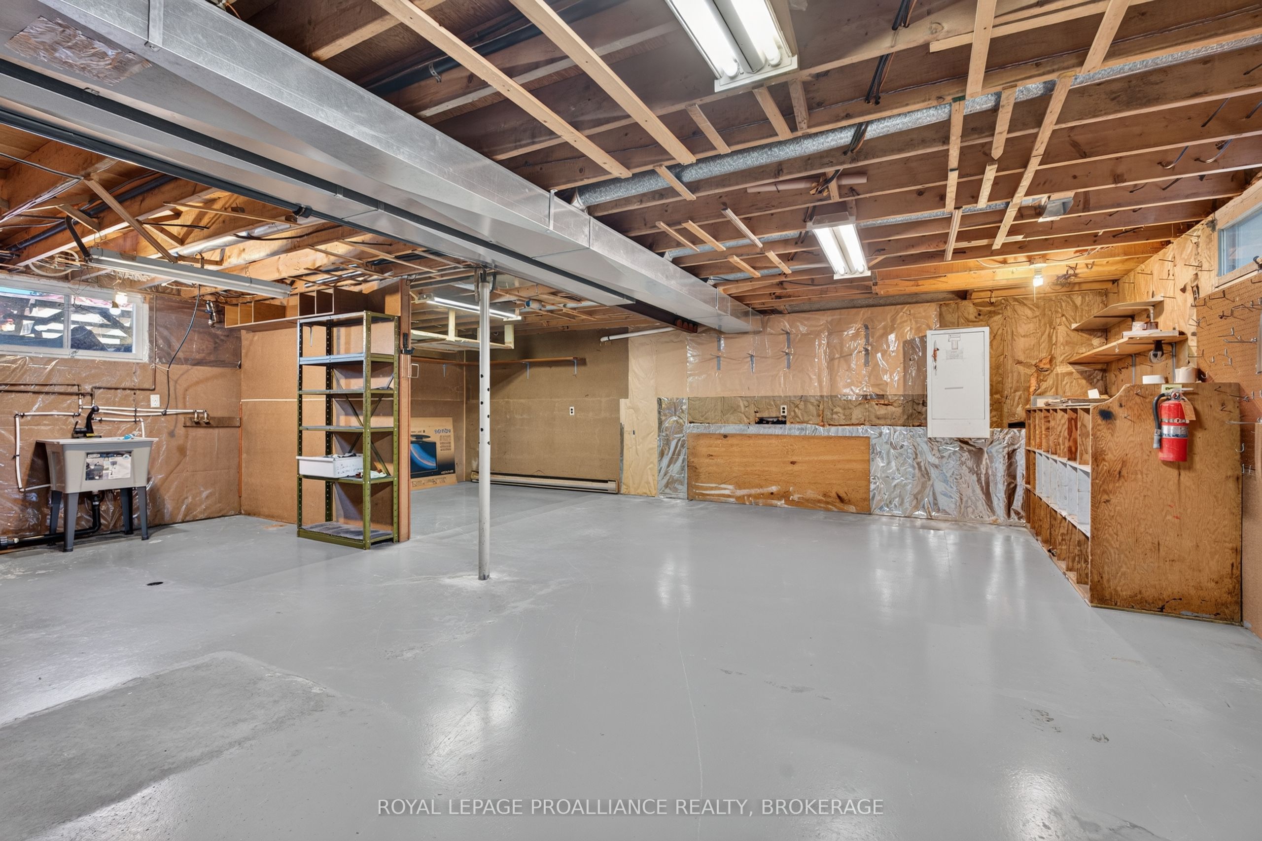 9 Dianna Street Property Photo 31