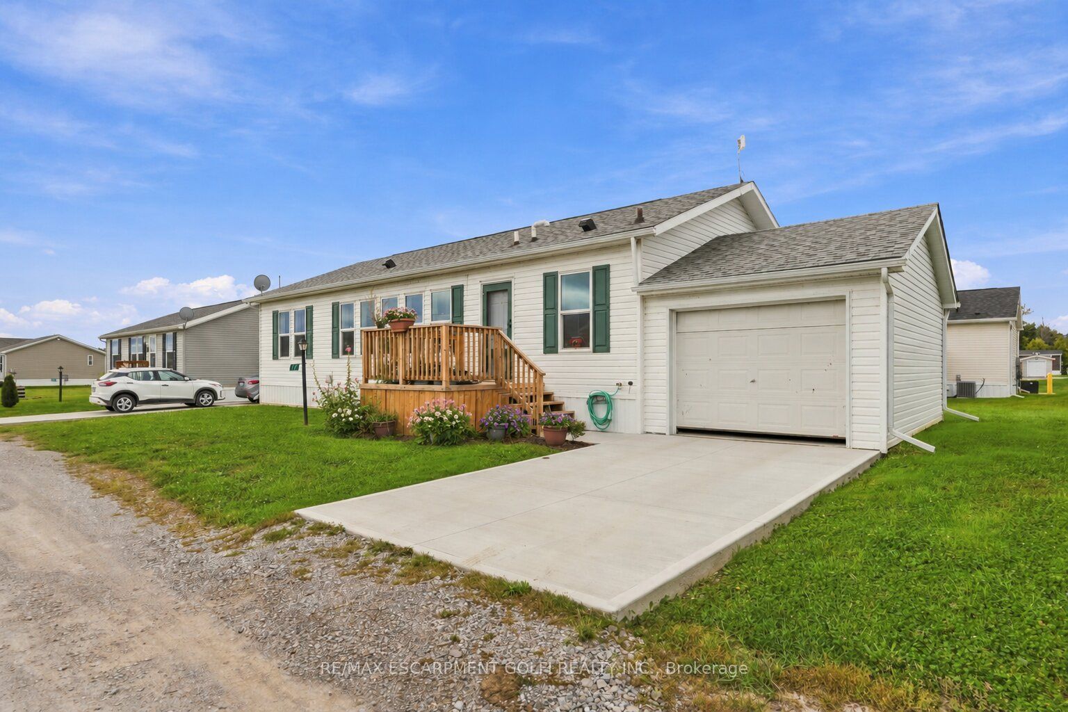 17 Bent Willow Court Property Photo 1