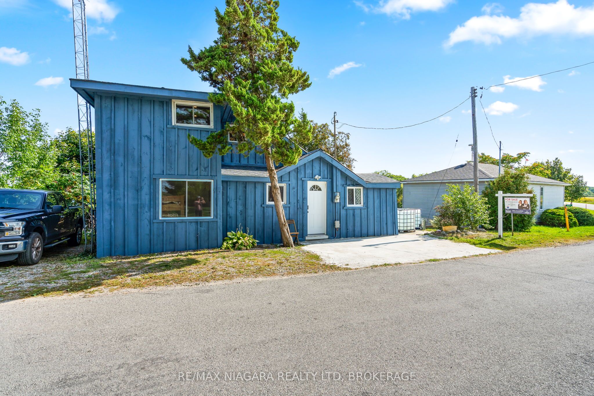 105 Lighthouse Drive Property Photo 4