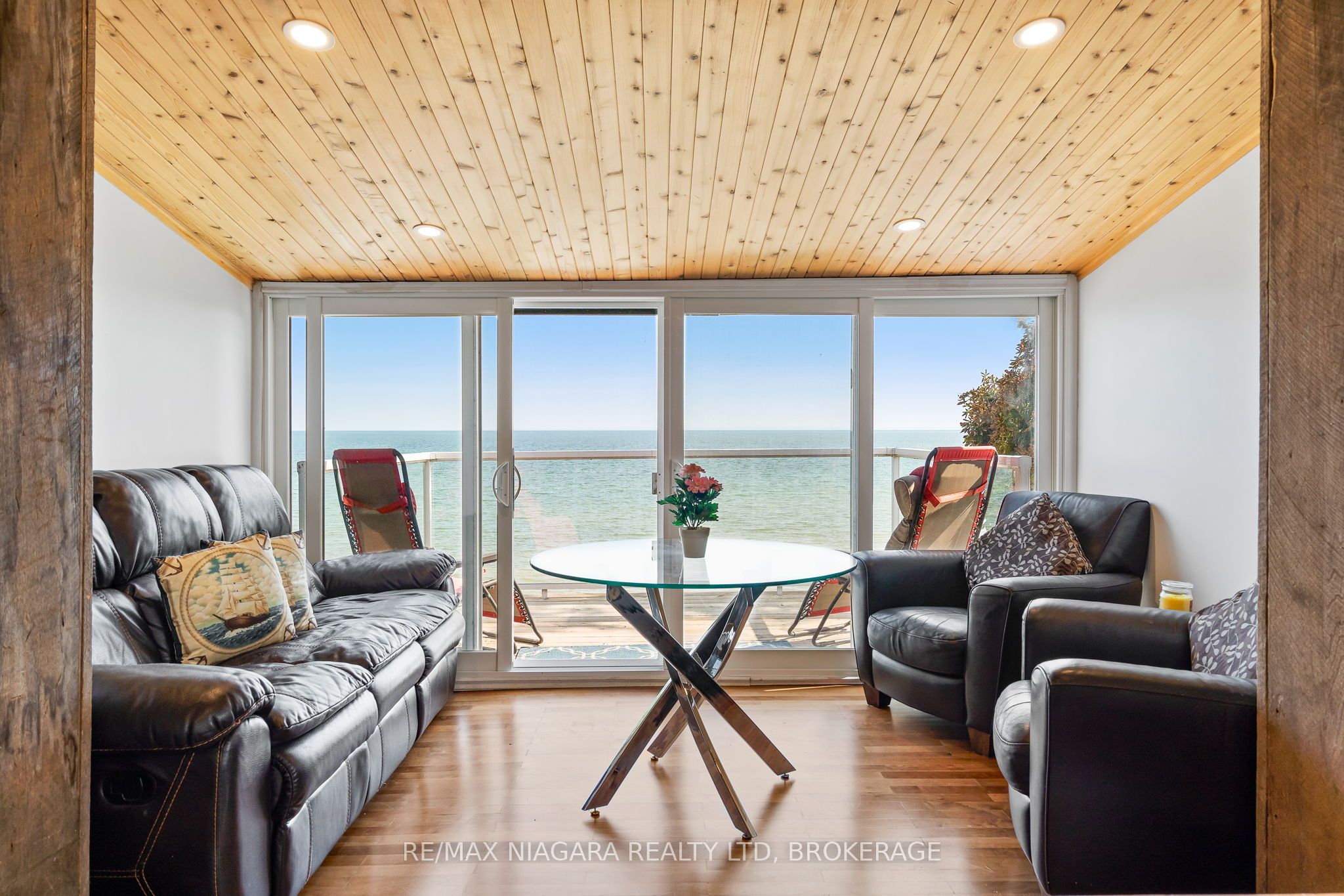 105 Lighthouse Drive Property Photo 14