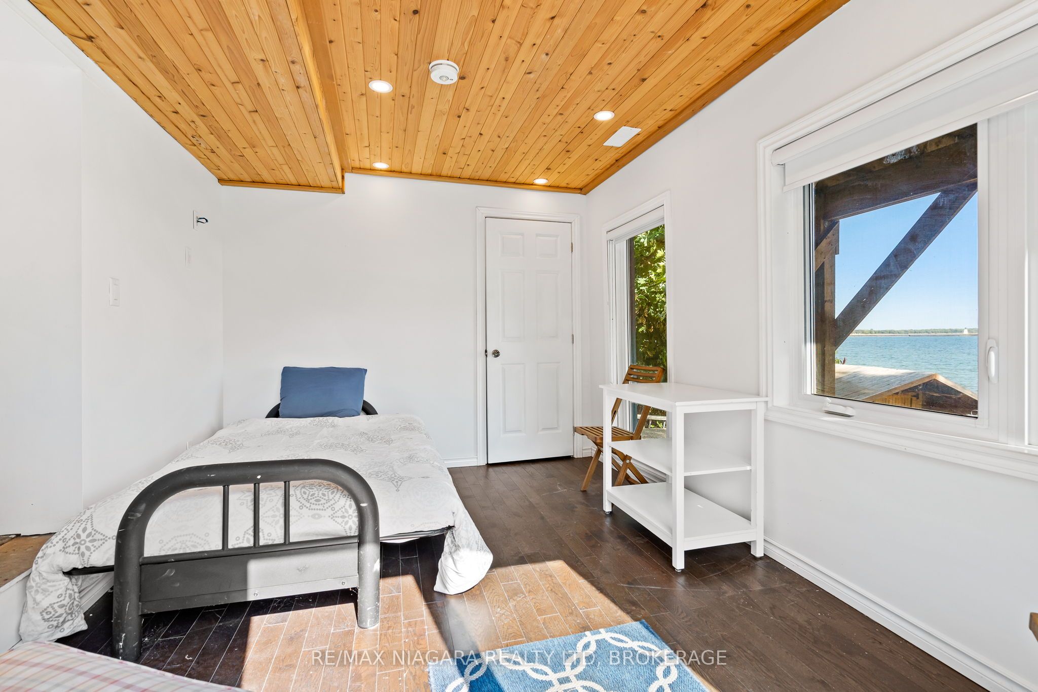 105 Lighthouse Drive Property Photo 27