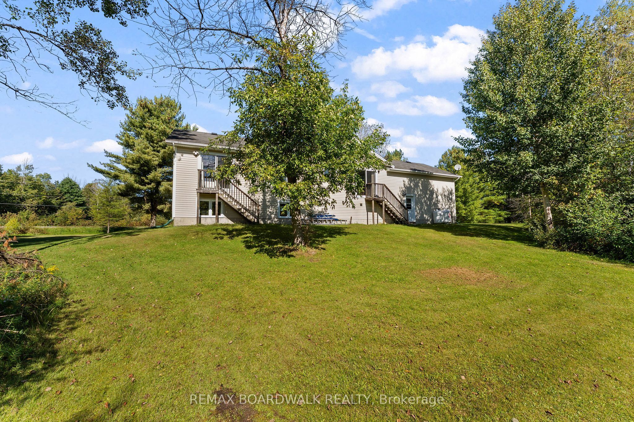 2711 Glen Smail Road Property Photo 32