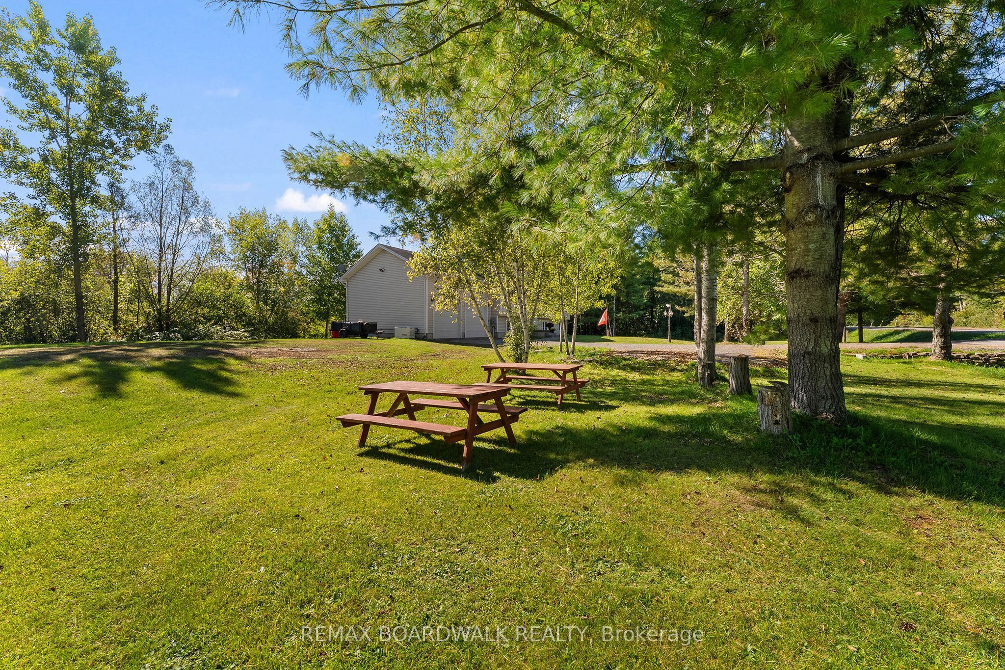 2711 Glen Smail Road Property Photo 35