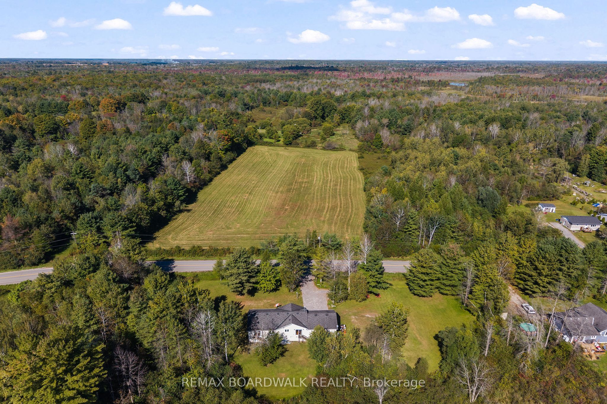 2711 Glen Smail Road Property Photo 44