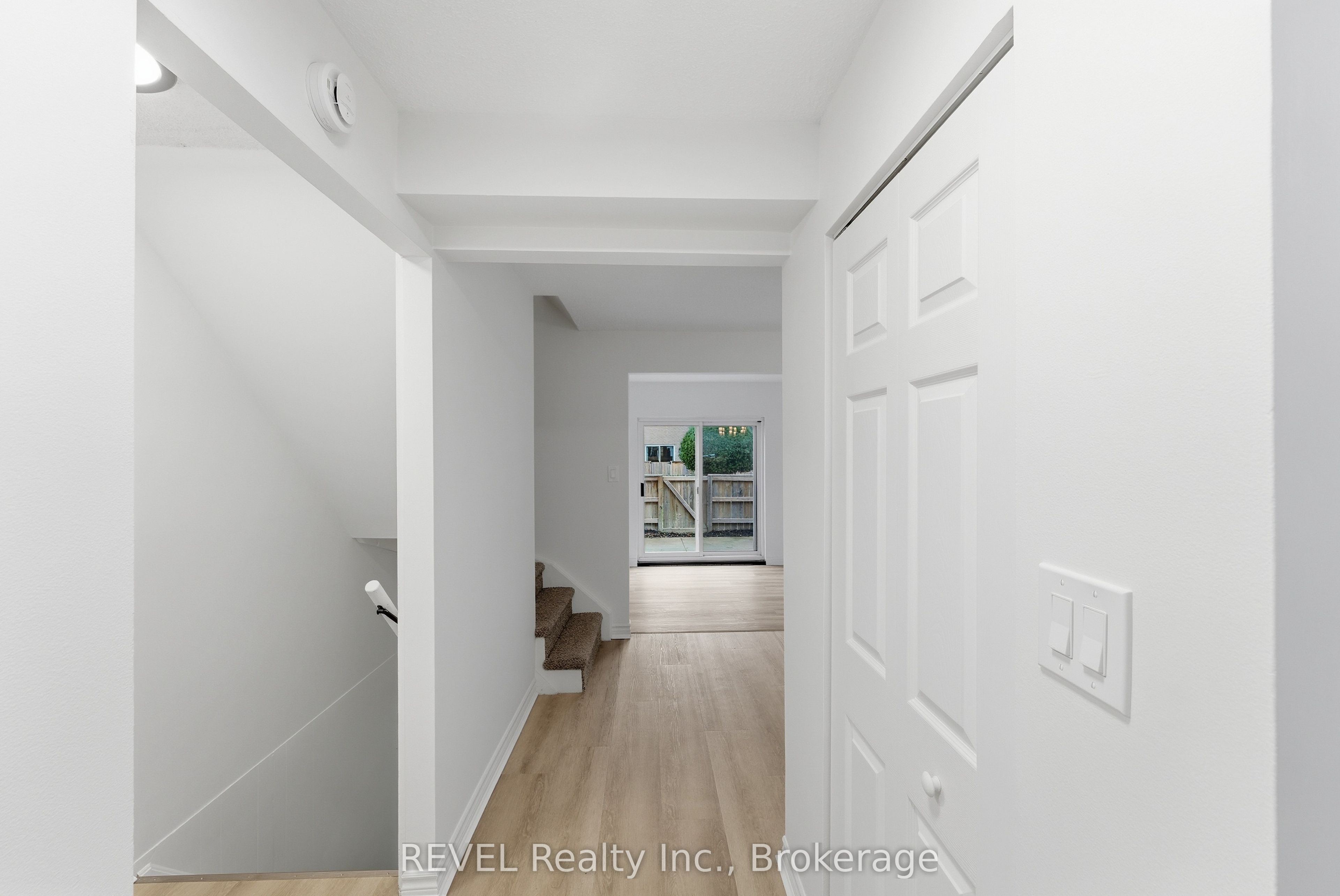 151 Linwell Road 15 Property Photo 5