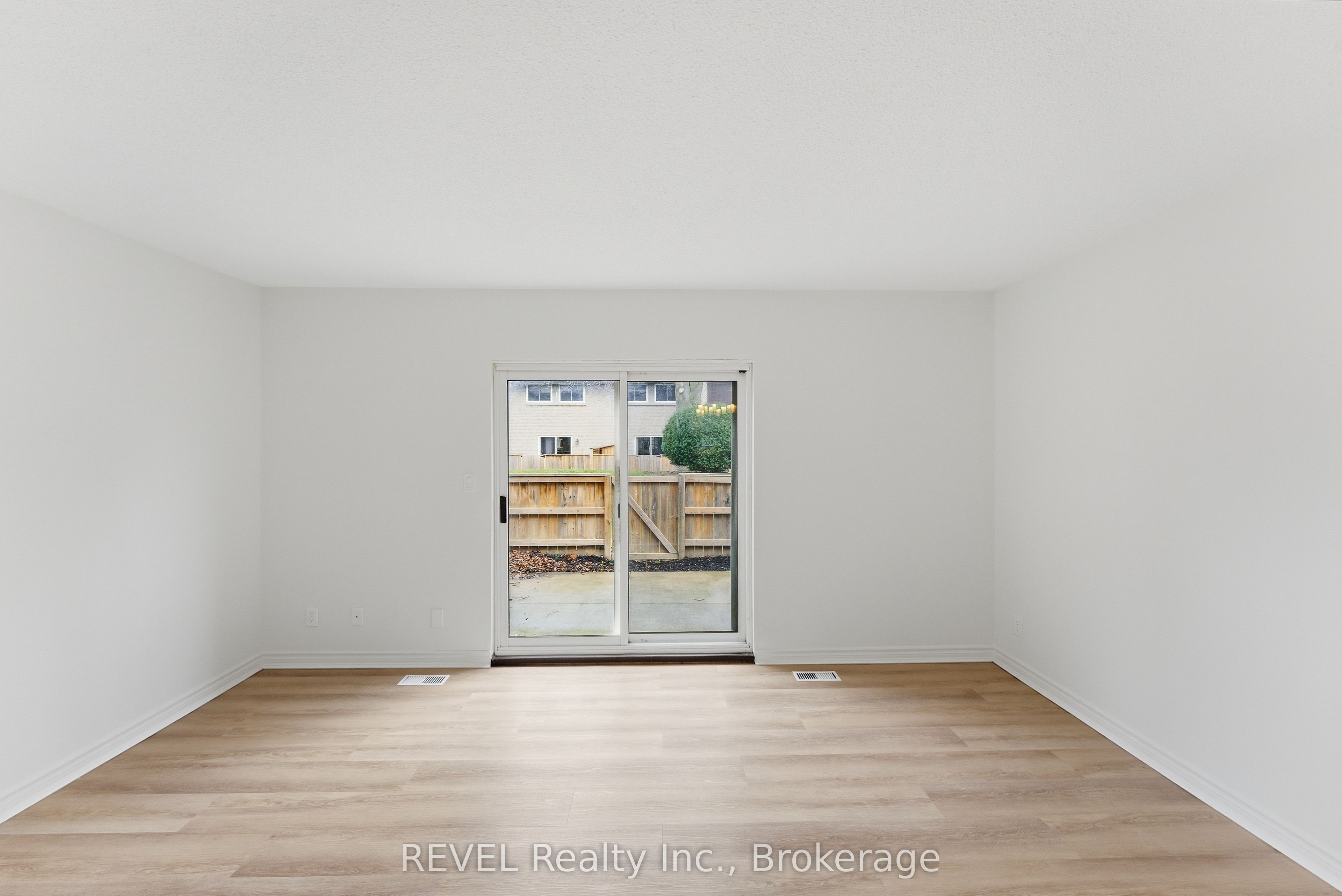 151 Linwell Road 15 Property Photo 13