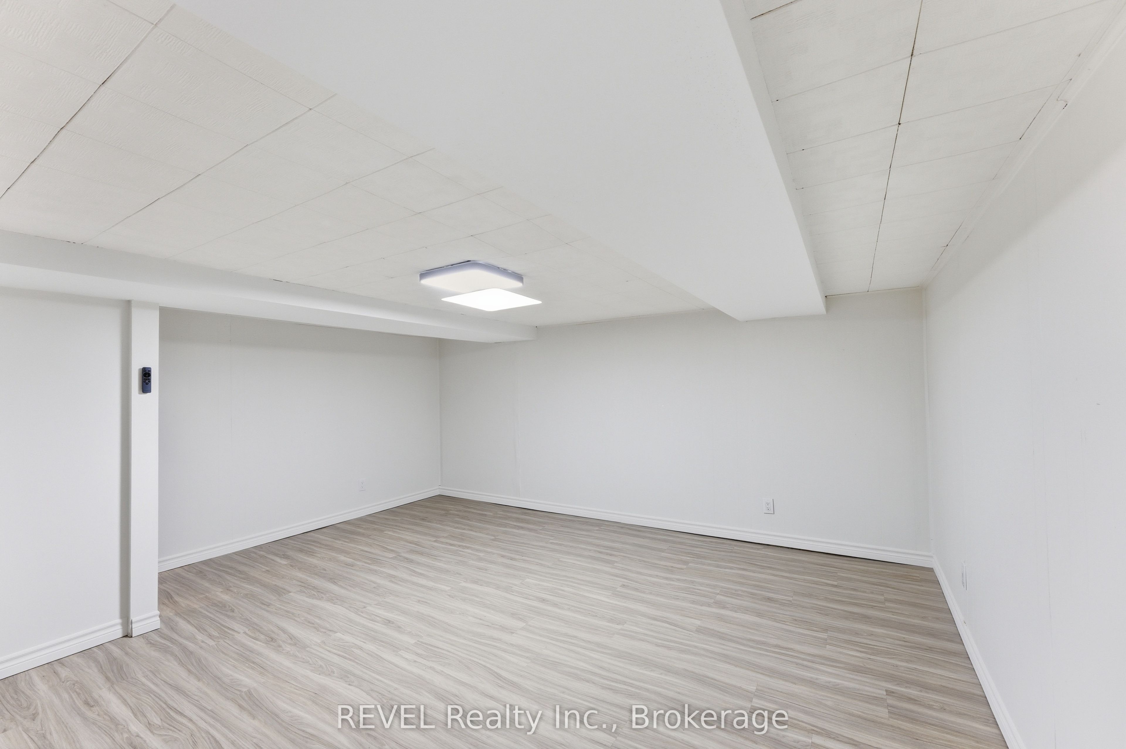 151 Linwell Road 15 Property Photo 40