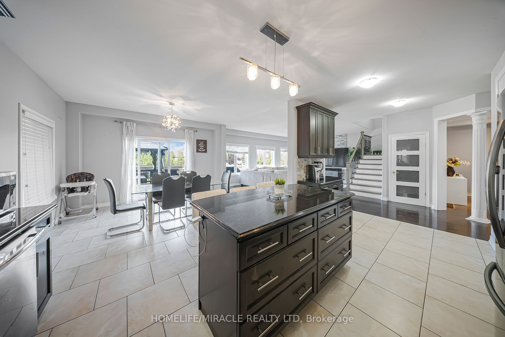 795 Robert Ferrie Drive Property Photo 17
