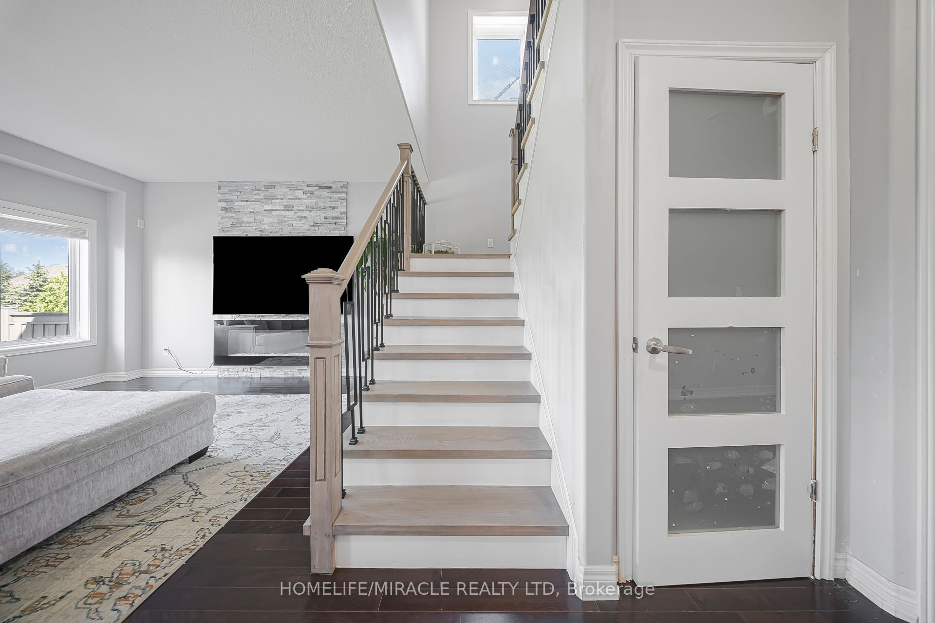 795 Robert Ferrie Drive Property Photo 19