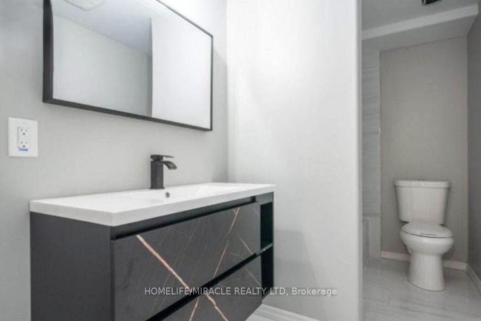 795 Robert Ferrie Drive Property Photo 38