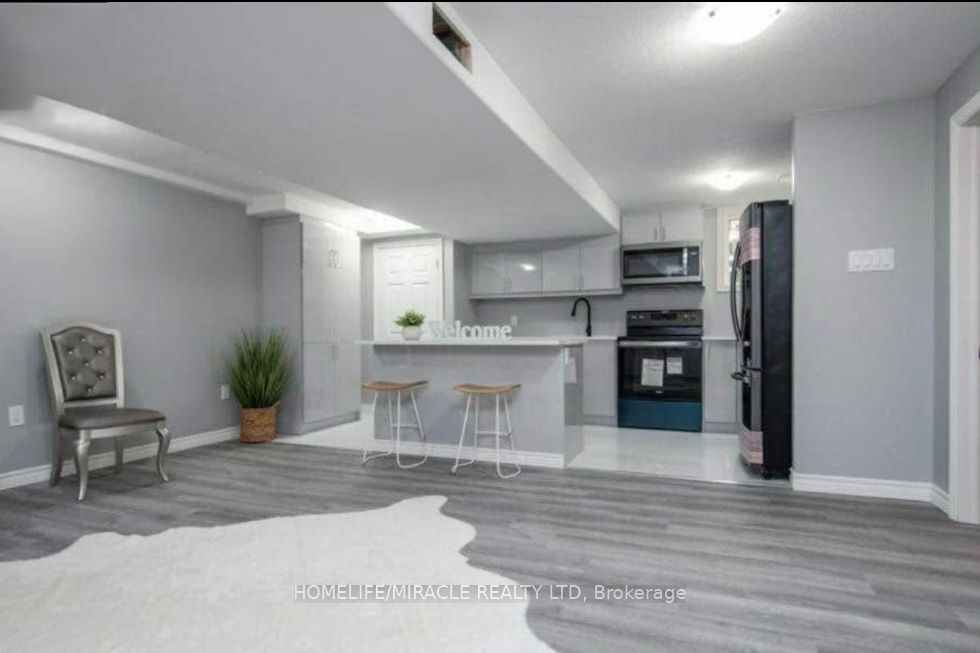 795 Robert Ferrie Drive Property Photo 39