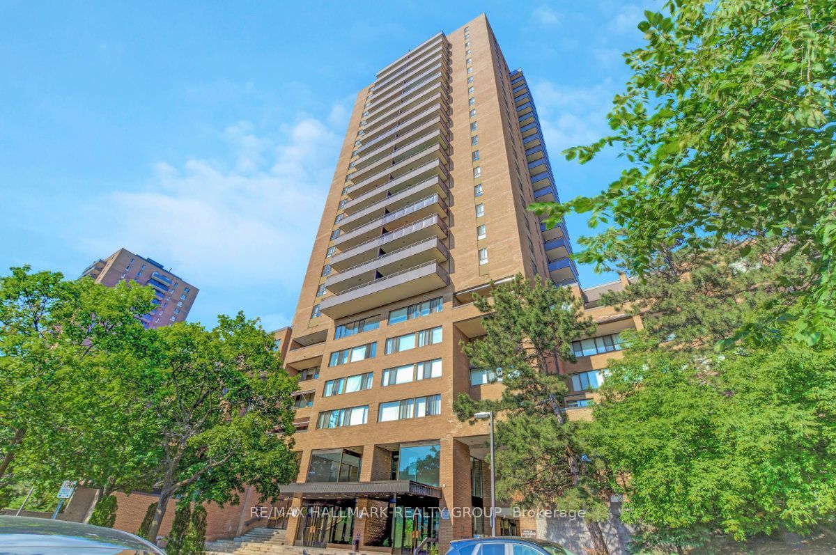 515 St Laurent Boulevard 810 Property Photo 1