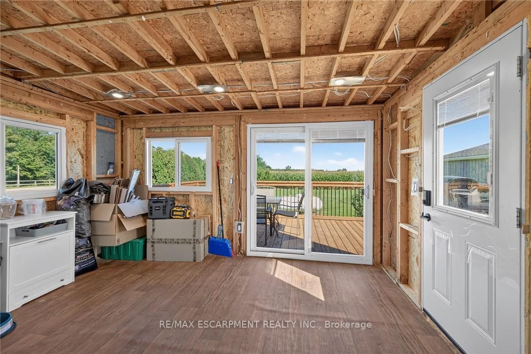 359 First Line Property Photo 20