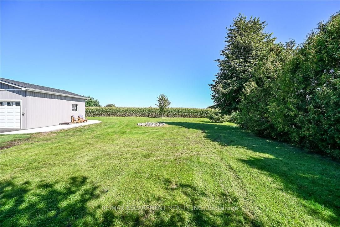 359 First Line Property Photo 42