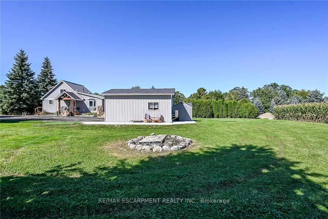 359 First Line Property Photo 44