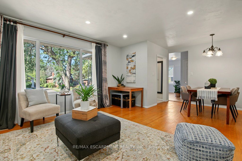 15 Carwyn Crescent Property Photo 9