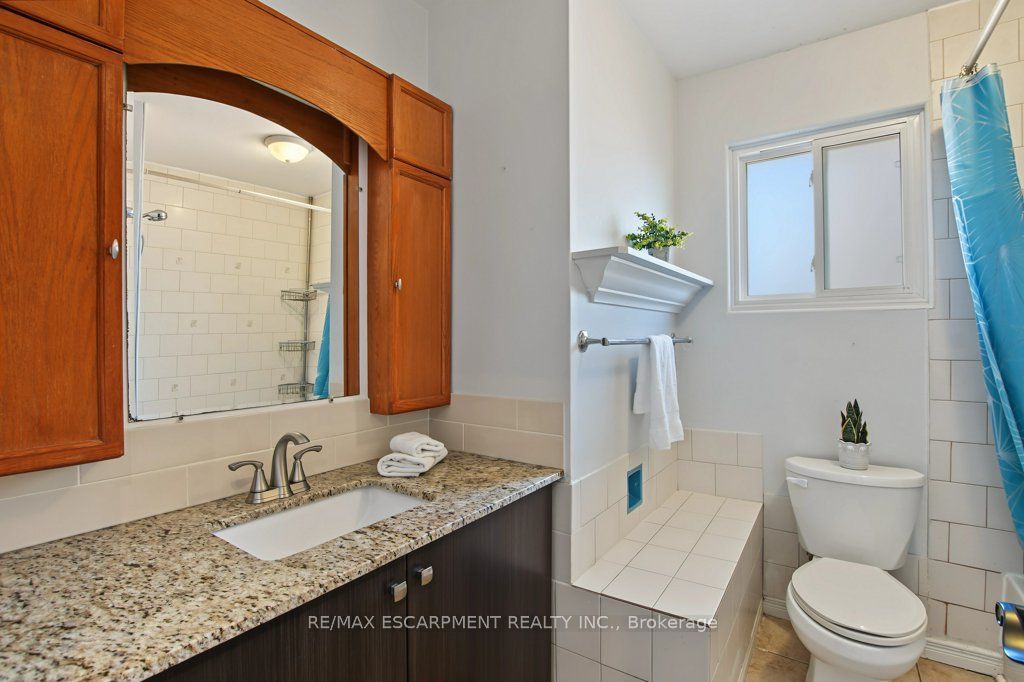 15 Carwyn Crescent Property Photo 14