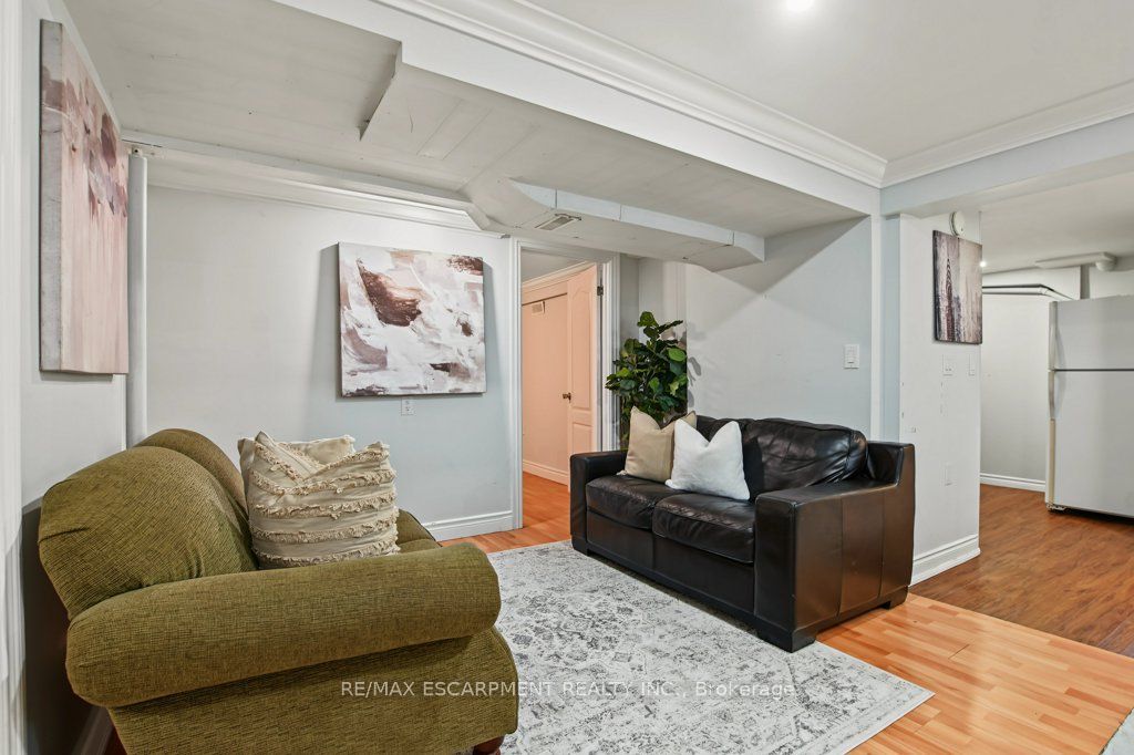 15 Carwyn Crescent Property Photo 28