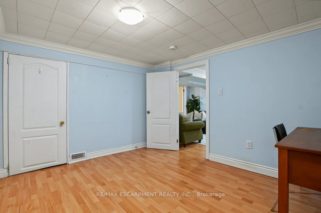 15 Carwyn Crescent Property Photo 30