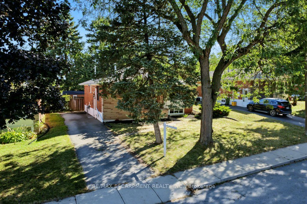 15 Carwyn Crescent Property Photo 44