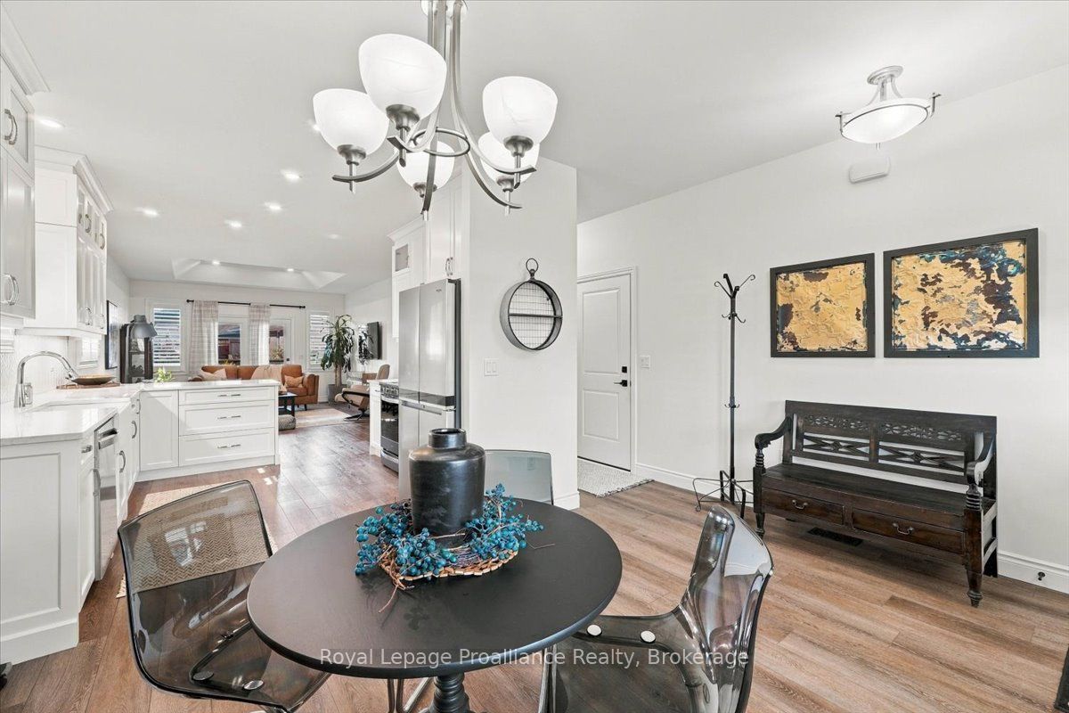 20 Aberdeen Street Property Photo 5
