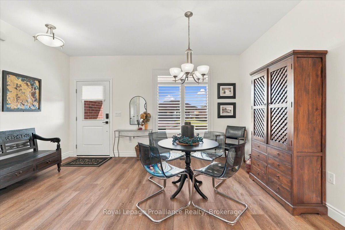 20 Aberdeen Street Property Photo 9