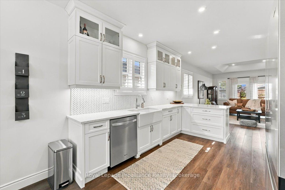 20 Aberdeen Street Property Photo 10