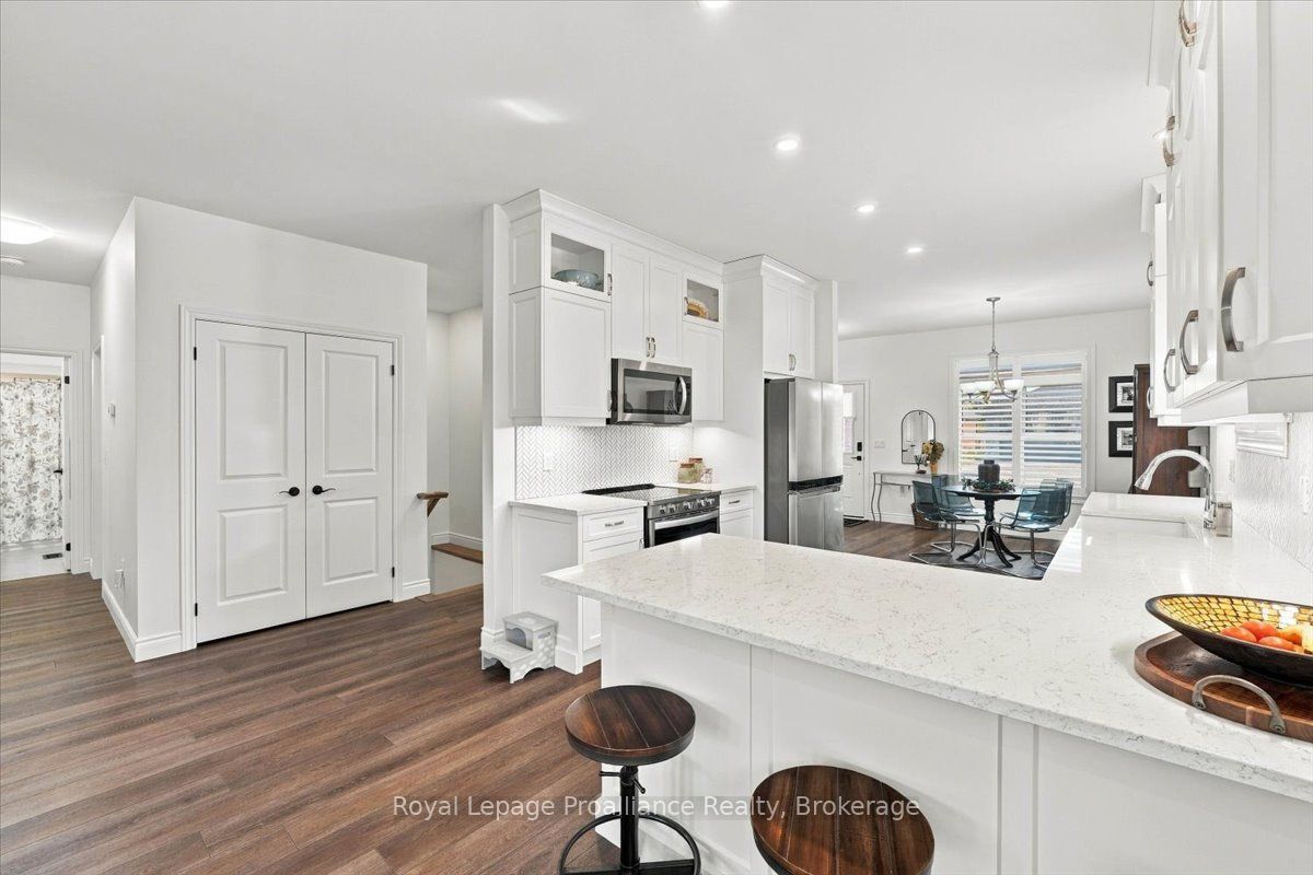 20 Aberdeen Street Property Photo 12