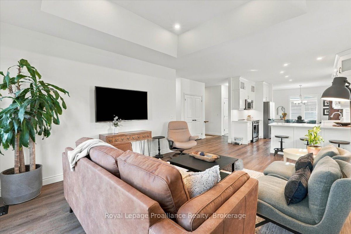 20 Aberdeen Street Property Photo 14