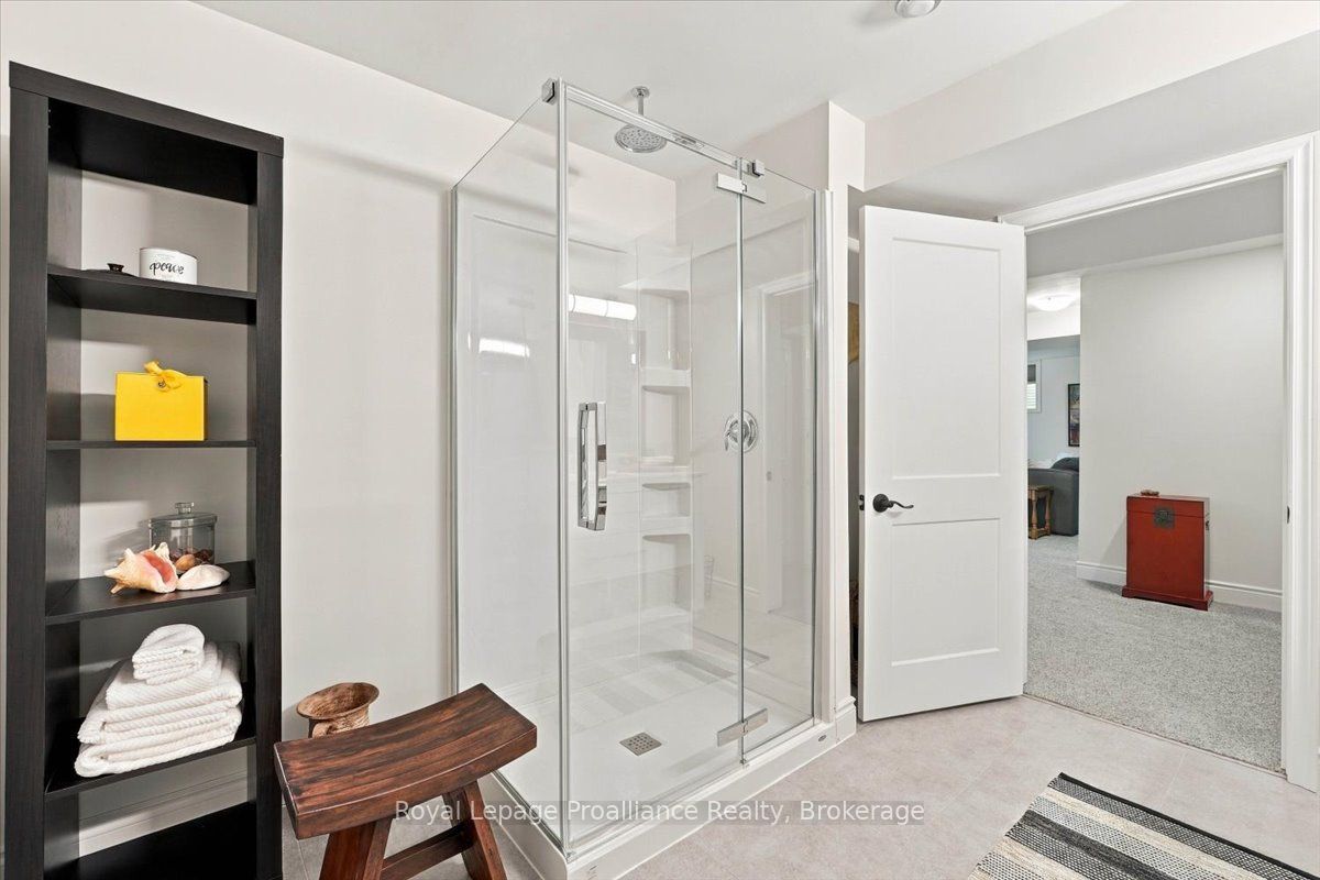 20 Aberdeen Street Property Photo 29