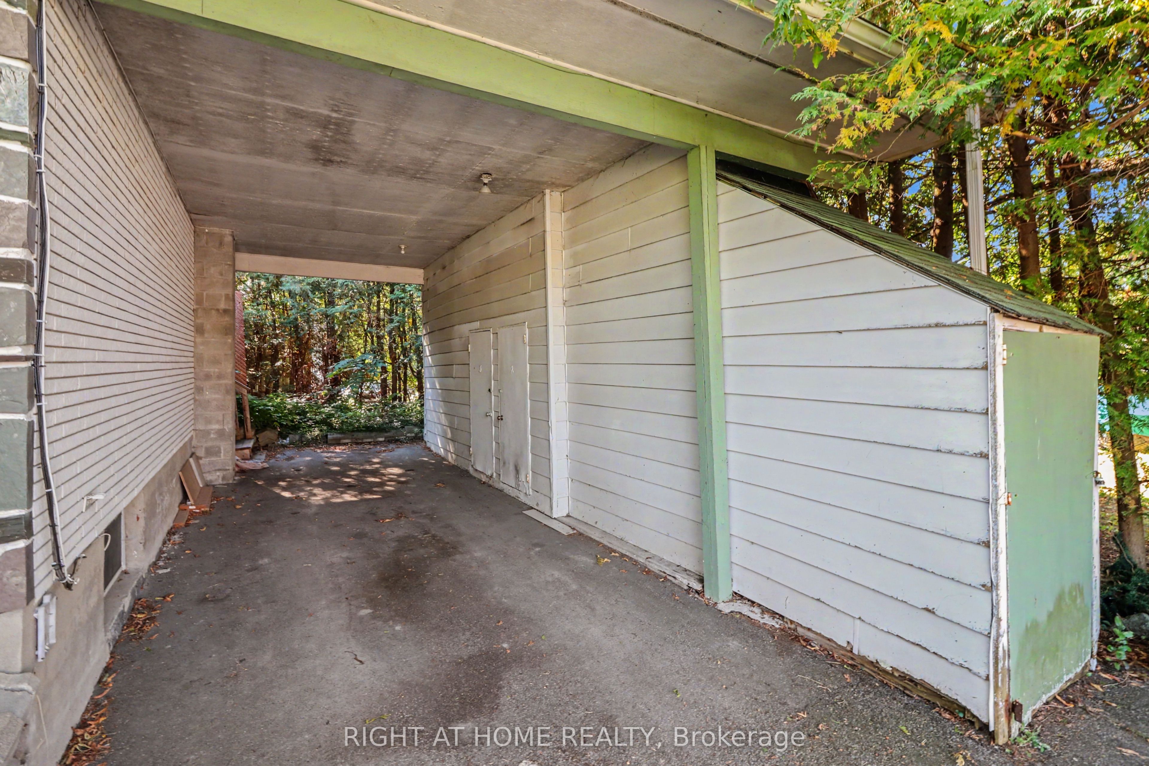 715 Gerard Street Property Photo 3