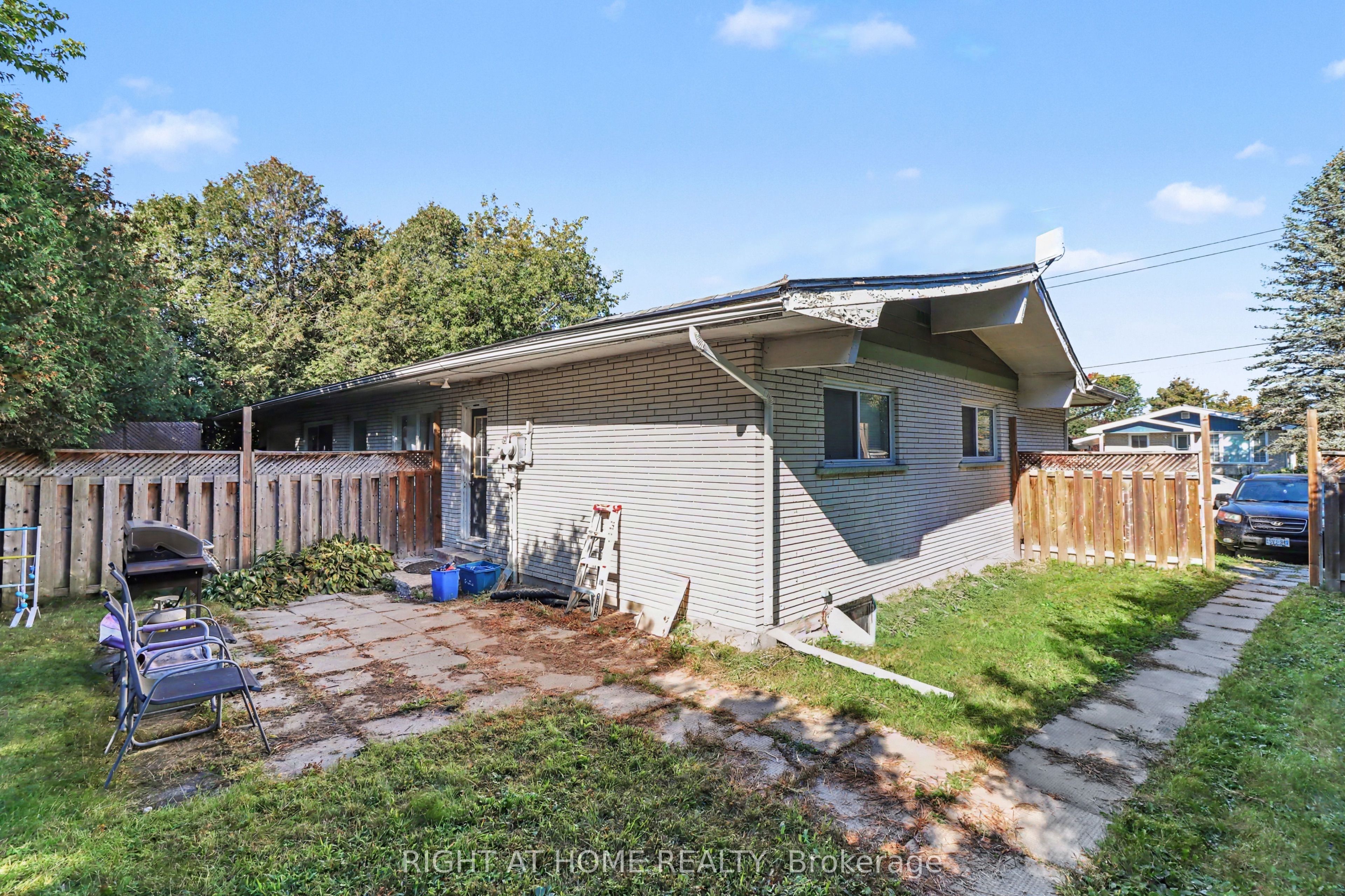 715 Gerard Street Property Photo 7