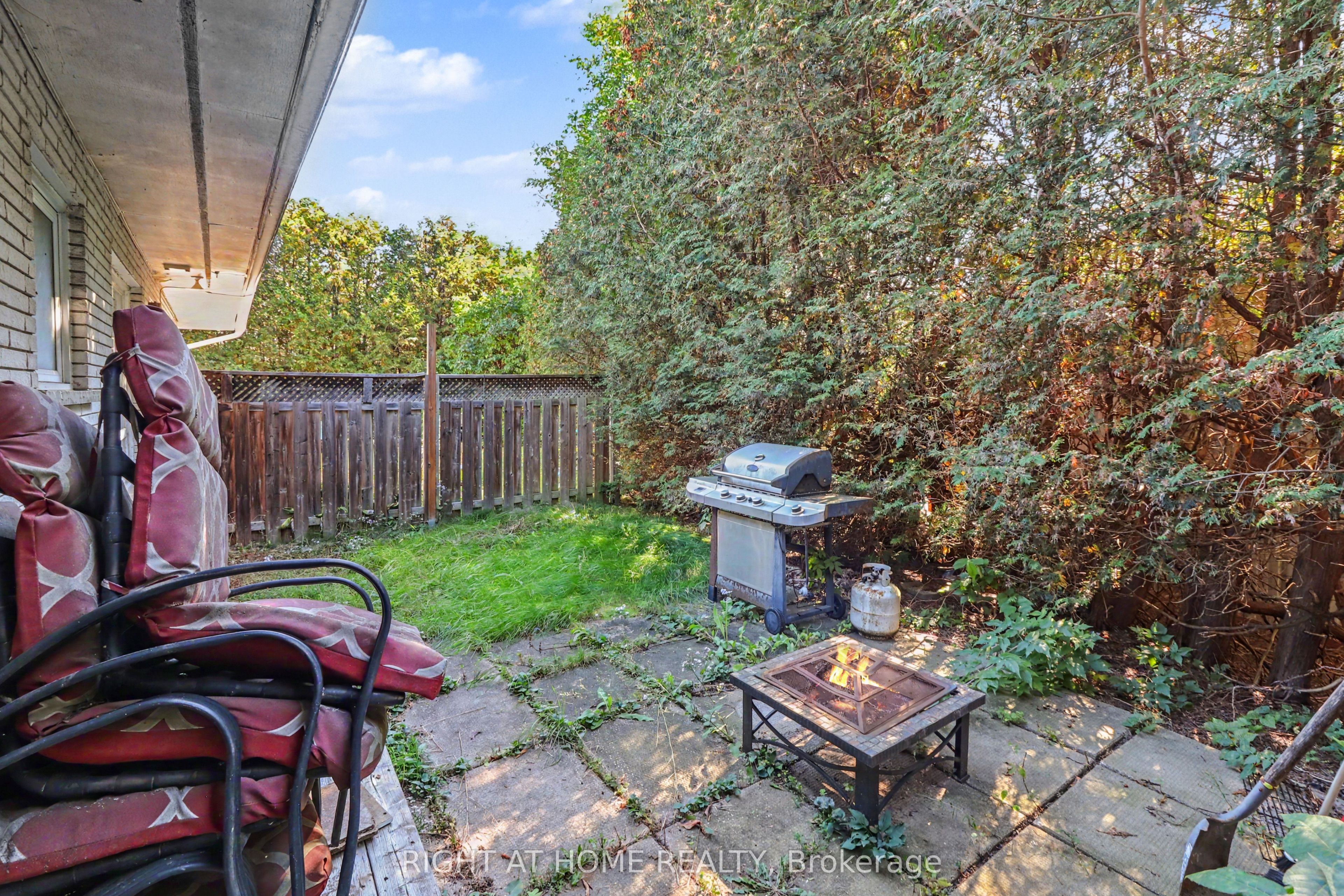 715 Gerard Street Property Photo 11