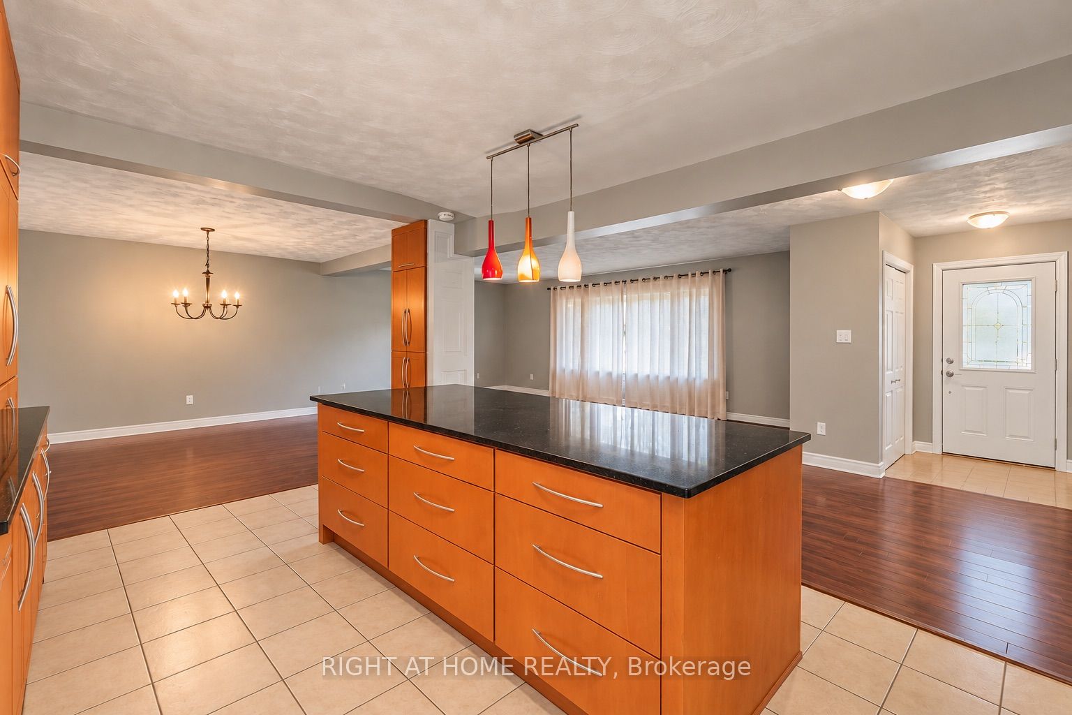 715 Gerard Street Property Photo 14