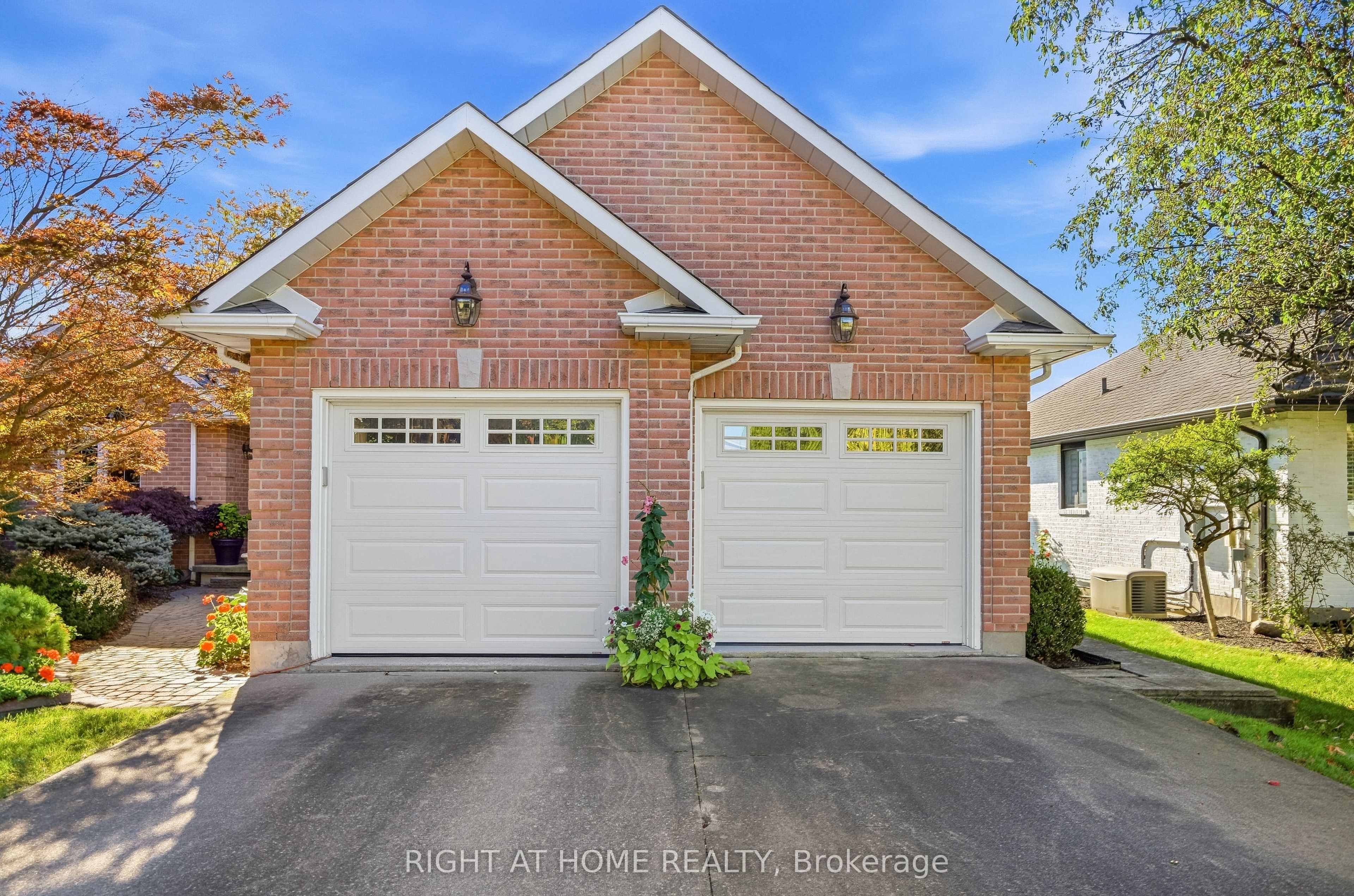618 Victoria Street Property Photo 5