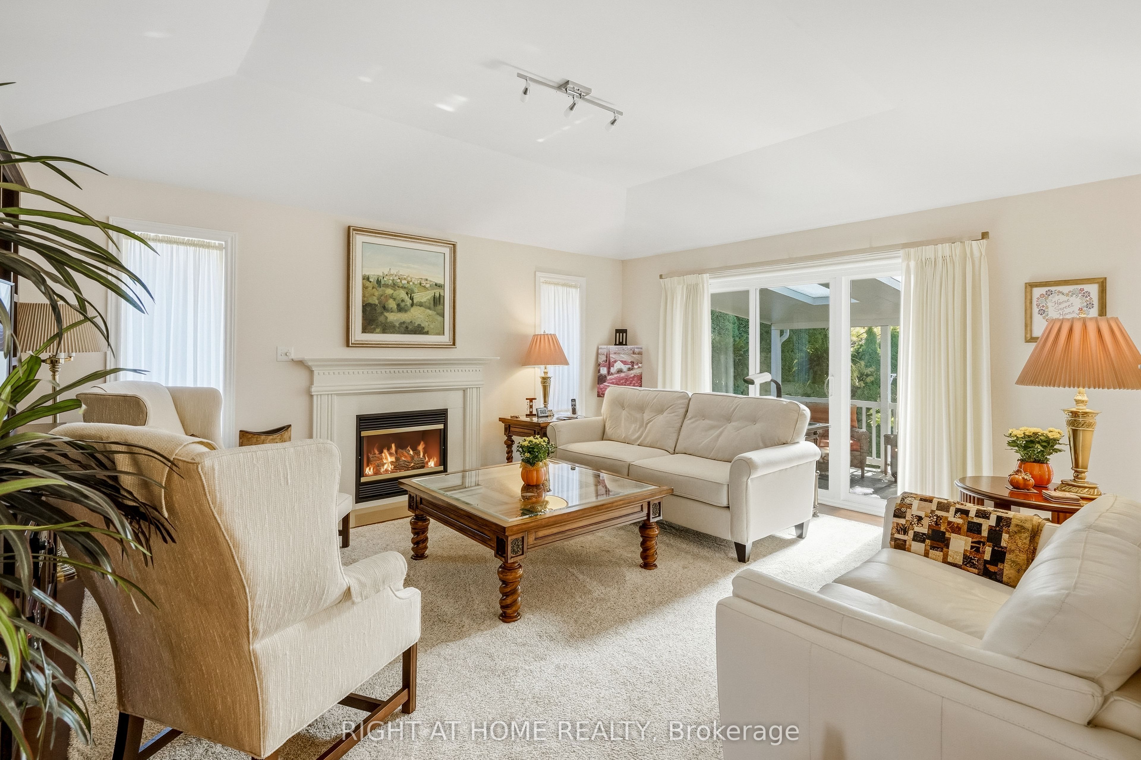 618 Victoria Street Property Photo 9