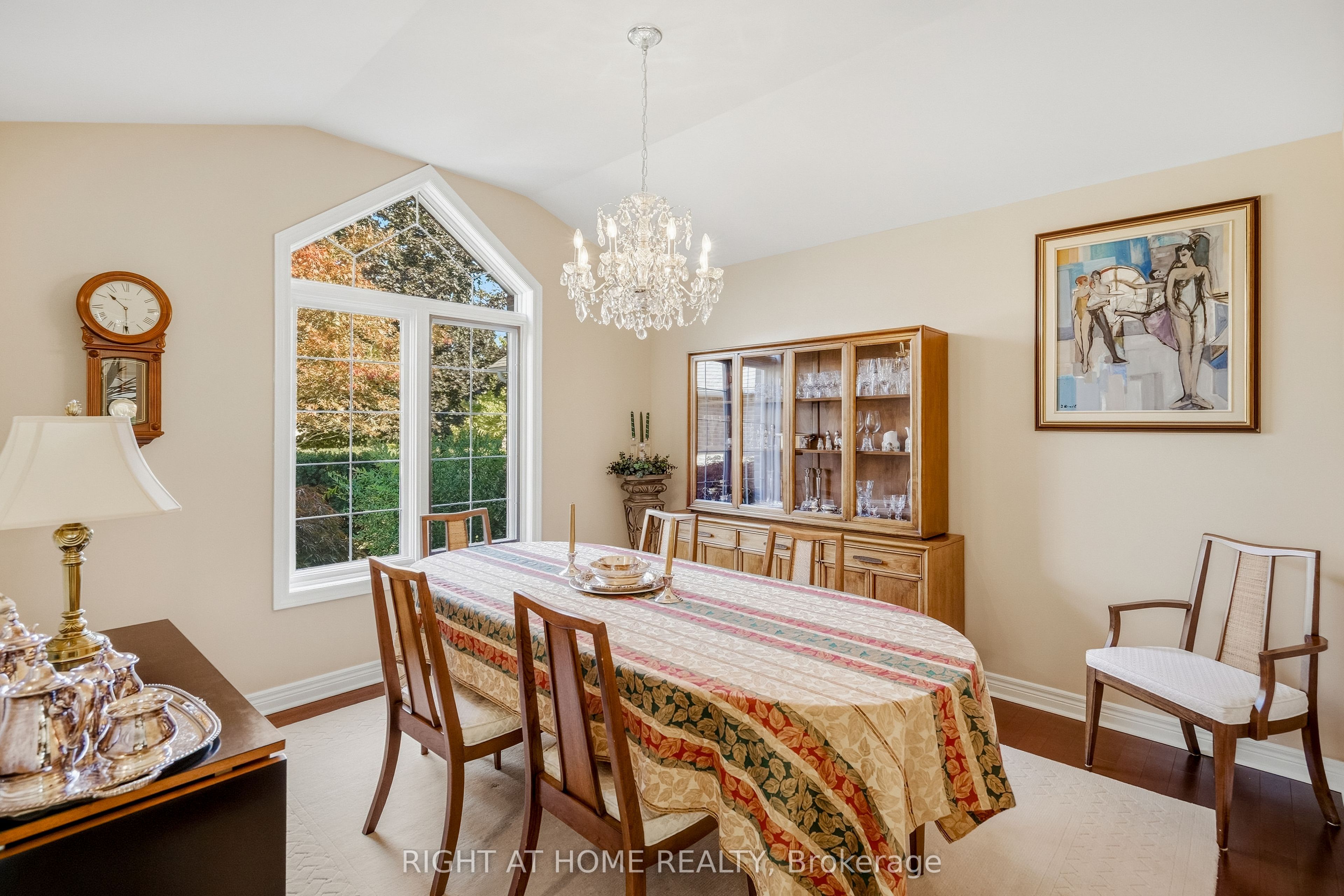 618 Victoria Street Property Photo 15