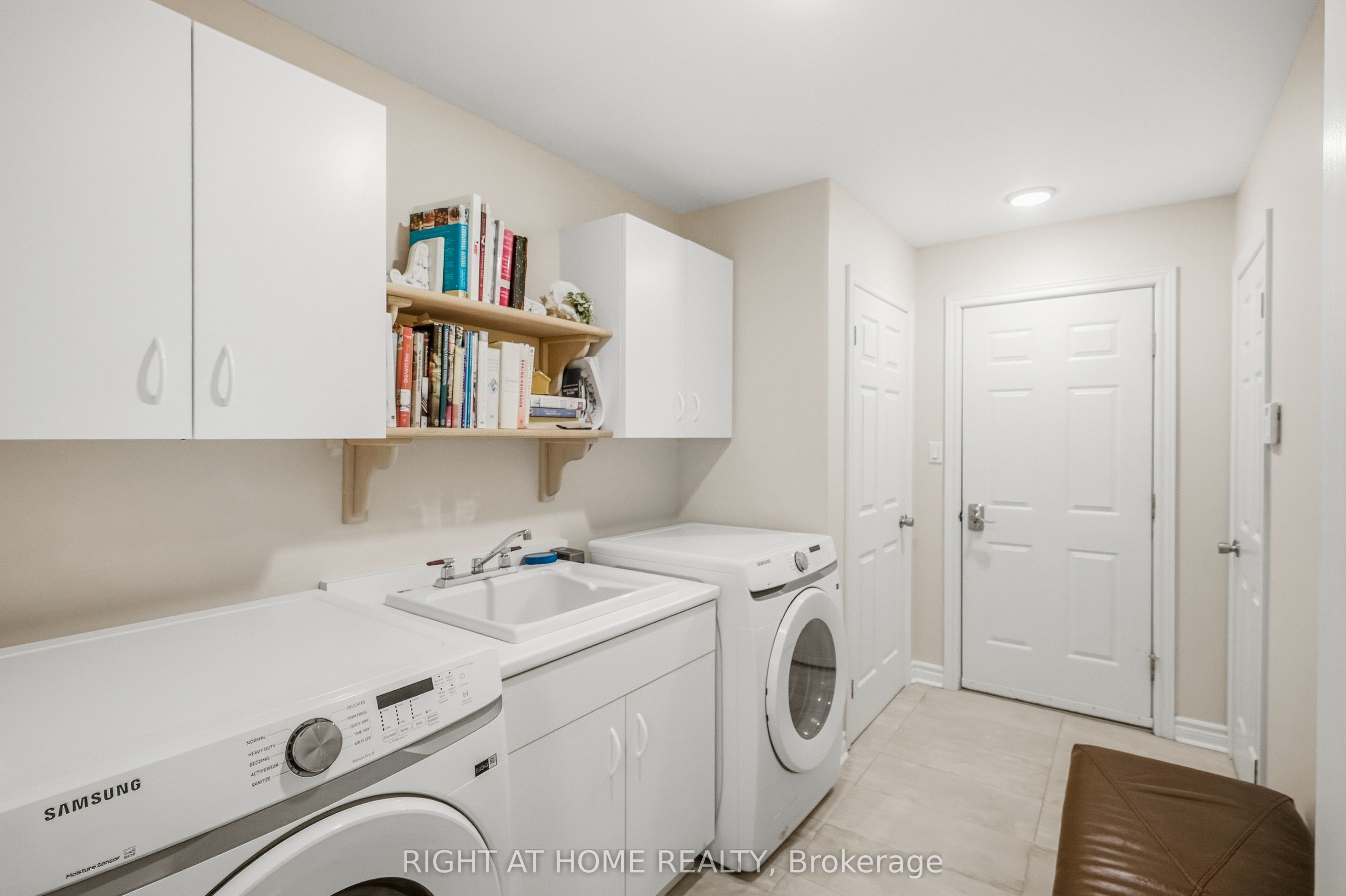 618 Victoria Street Property Photo 18