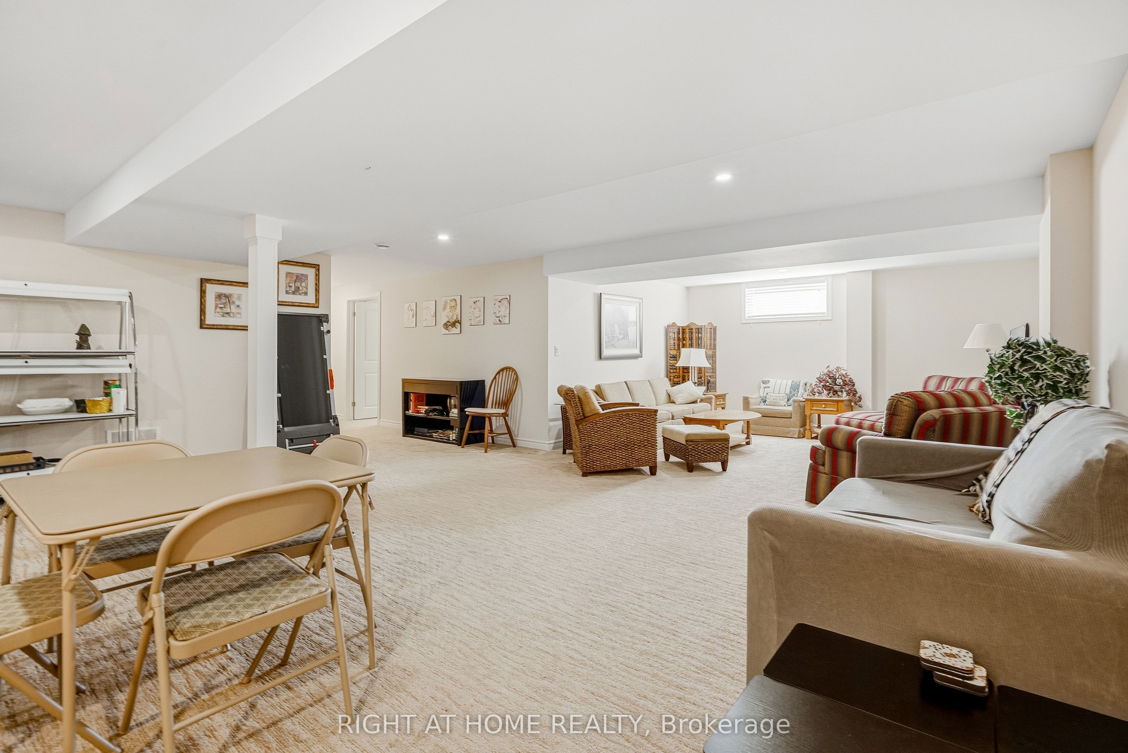 618 Victoria Street Property Photo 25