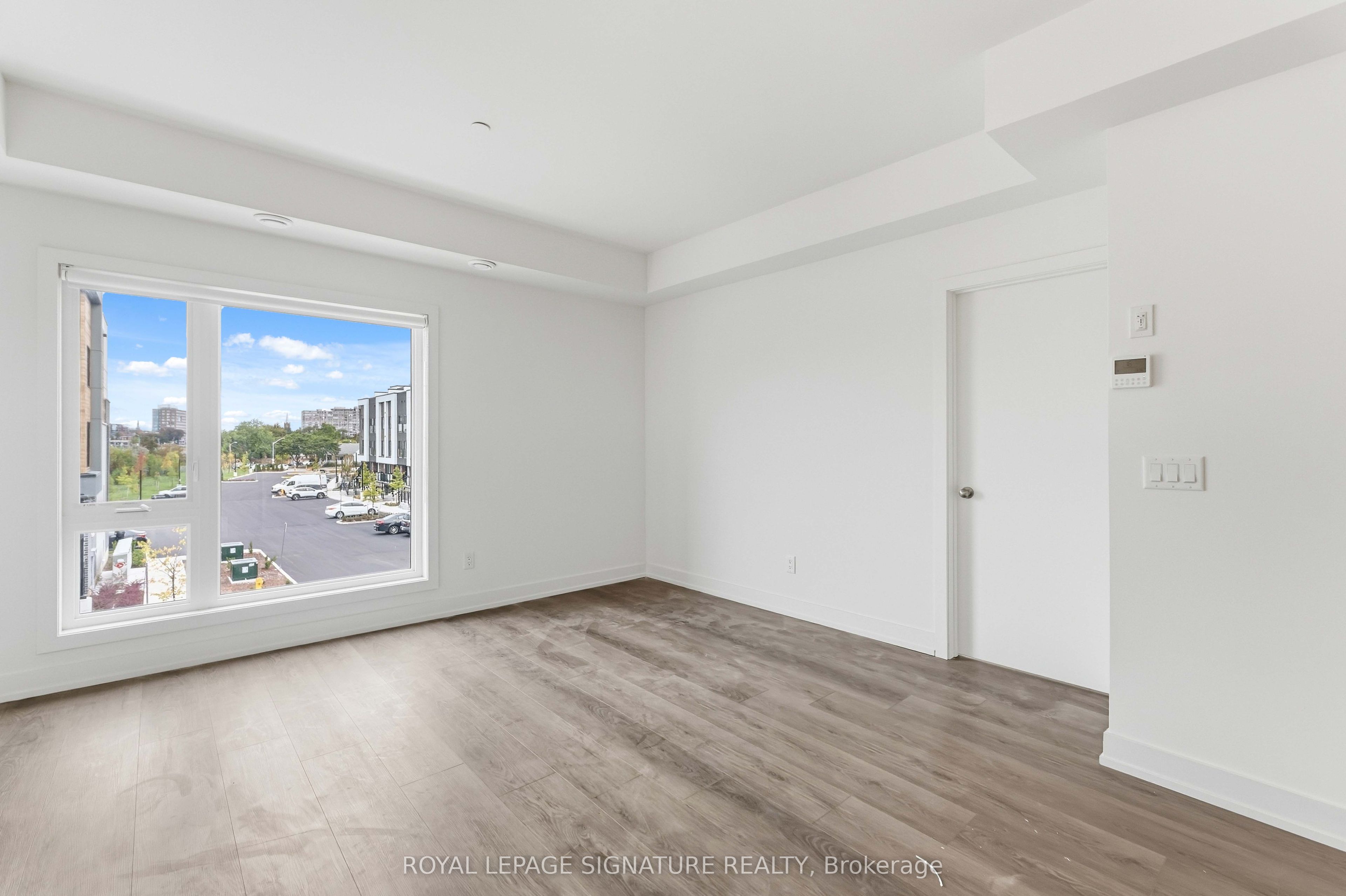 16 Melbourne Avenue 307c Property Photo 2