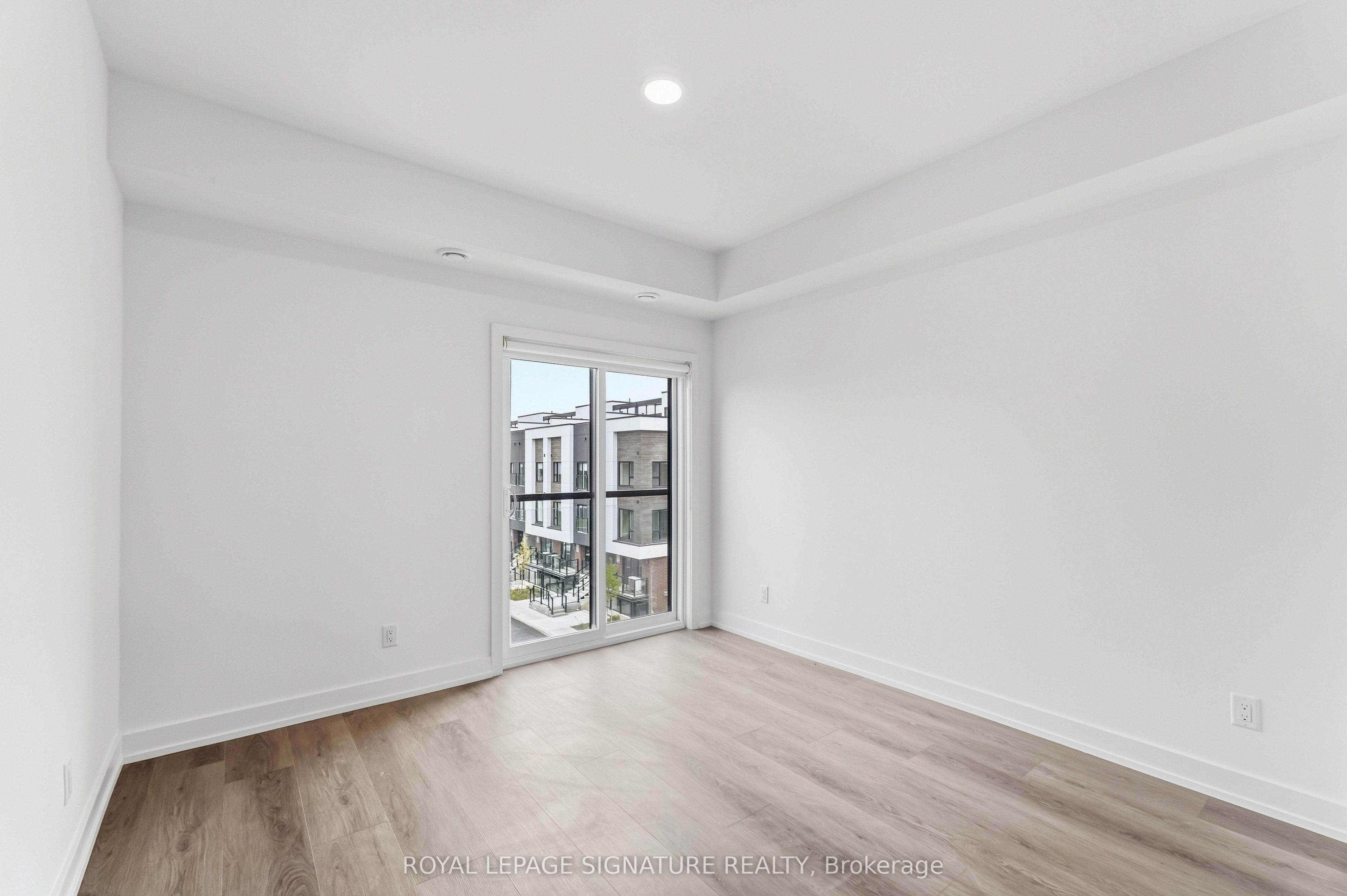 16 Melbourne Avenue 307c Property Photo 8