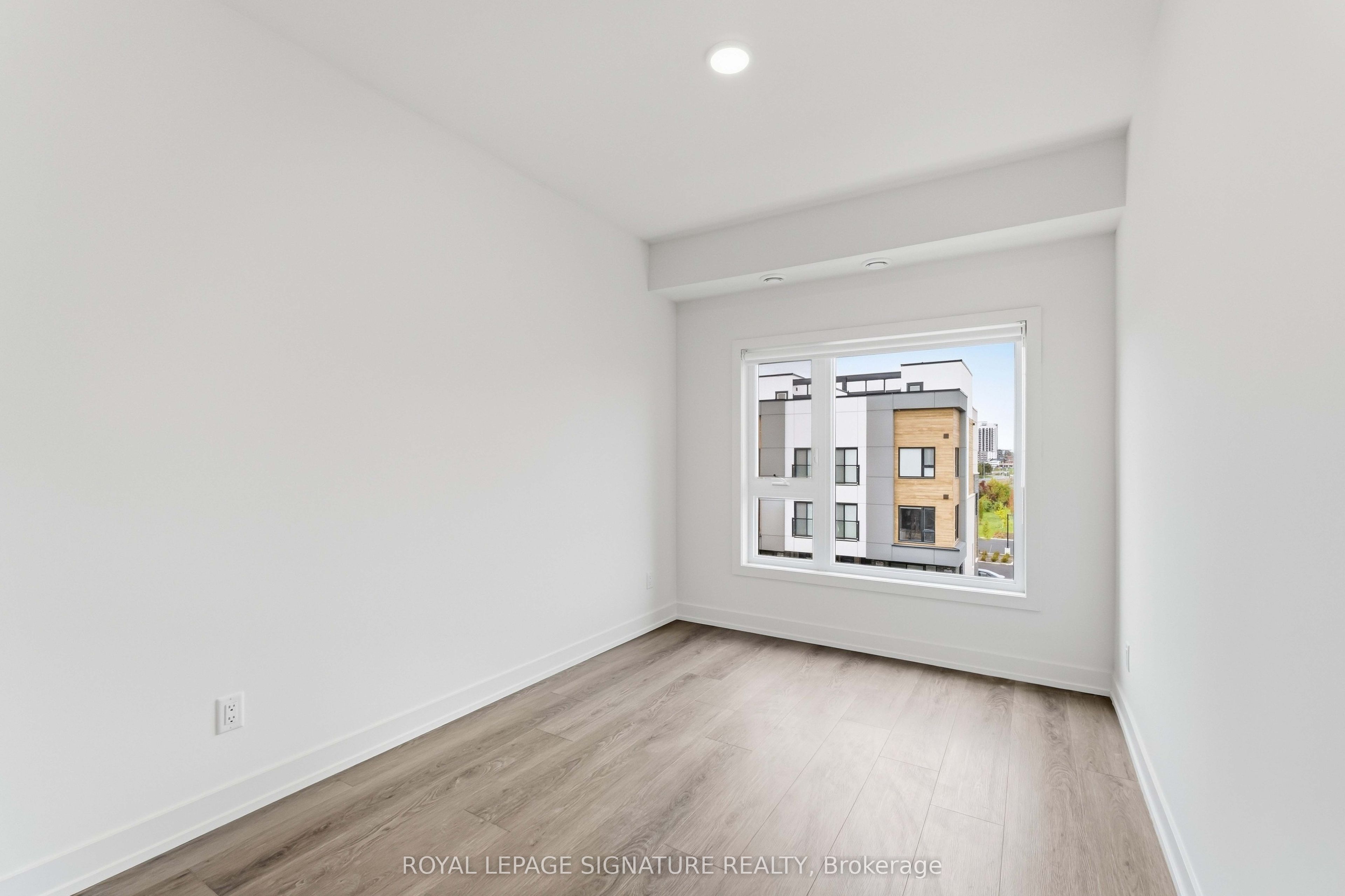 16 Melbourne Avenue 307c Property Photo 12