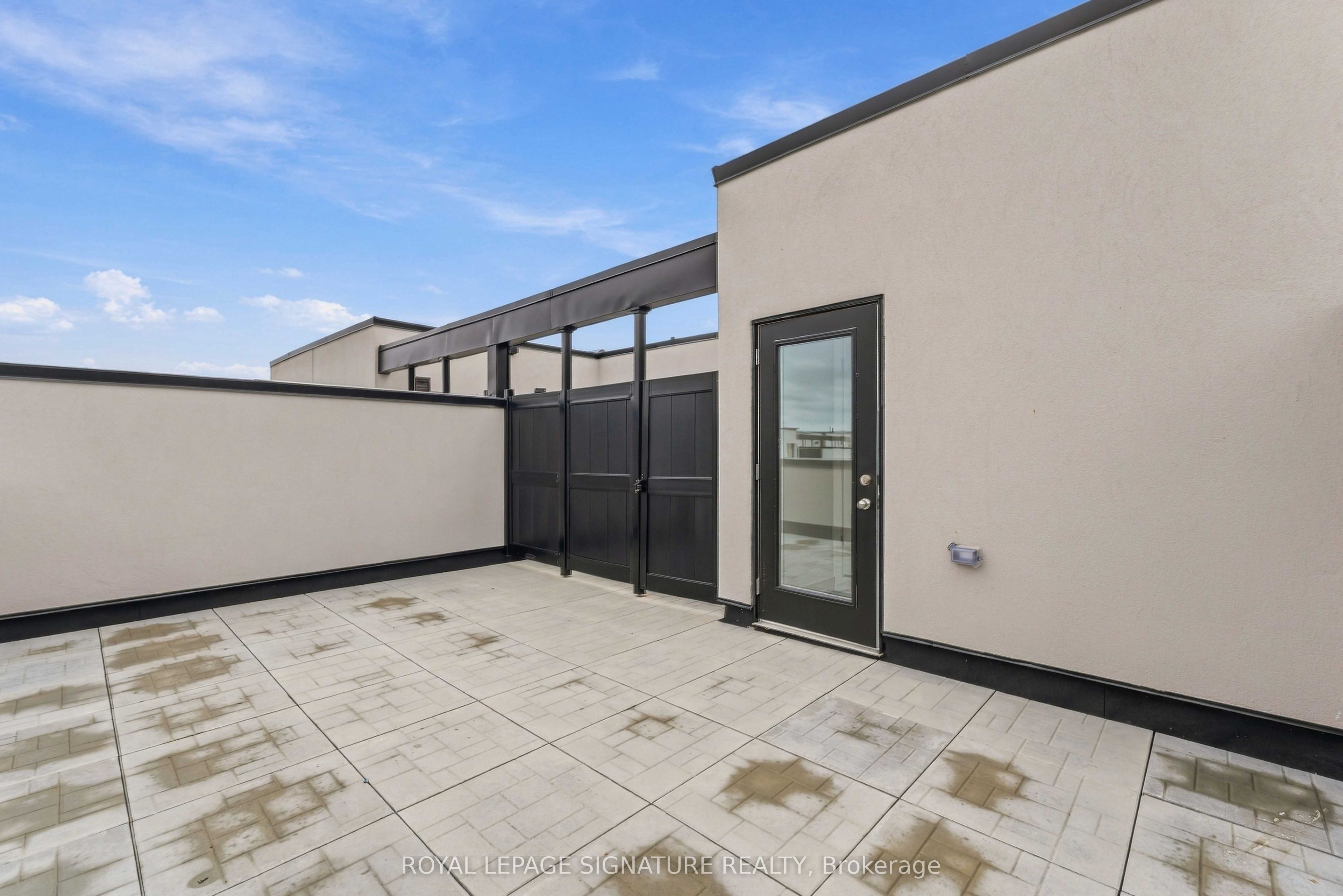 16 Melbourne Avenue 307c Property Photo 17