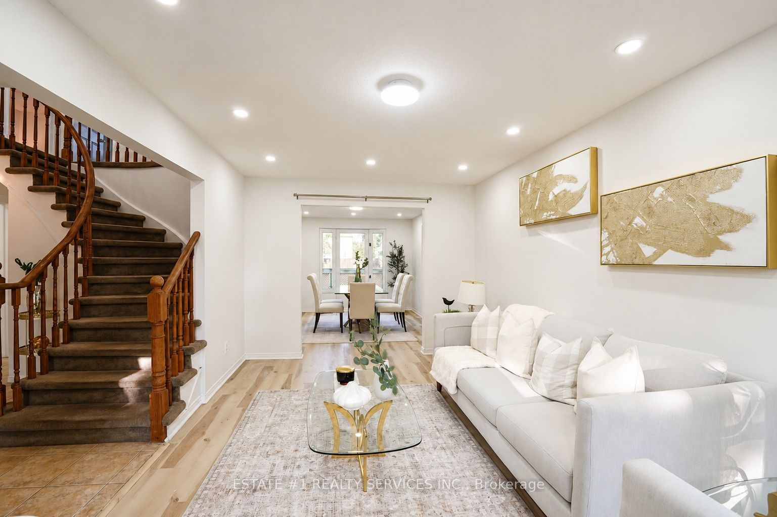 35 Golden Meadow Drive Property Photo 10