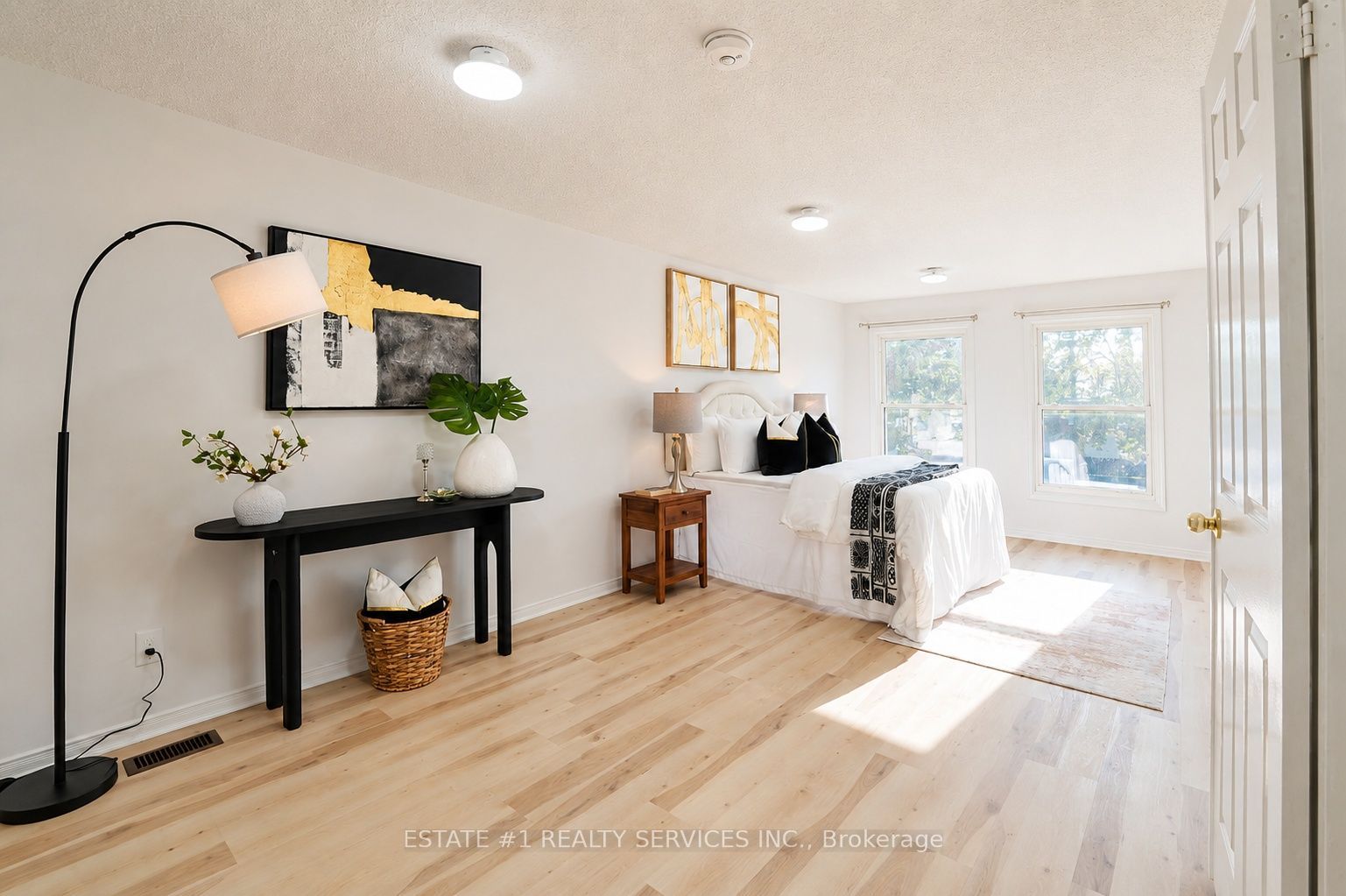 35 Golden Meadow Drive Property Photo 24