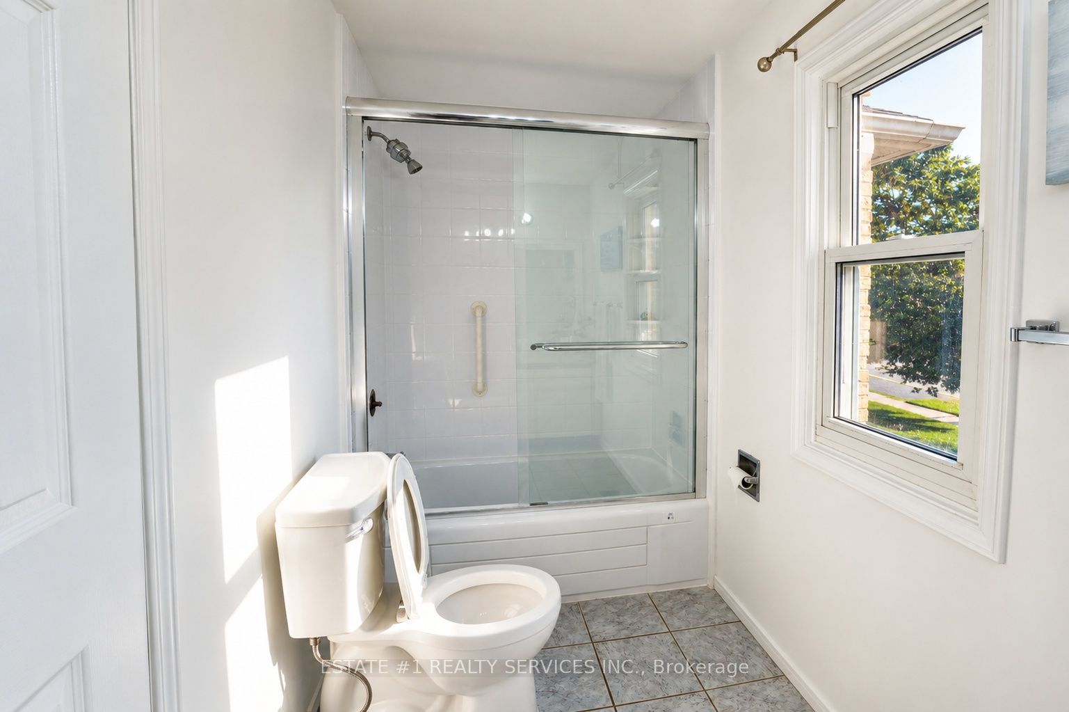 35 Golden Meadow Drive Property Photo 33
