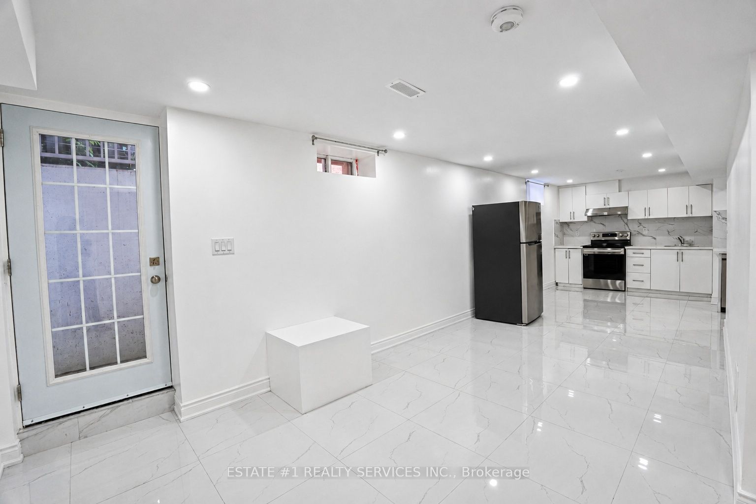 35 Golden Meadow Drive Property Photo 36