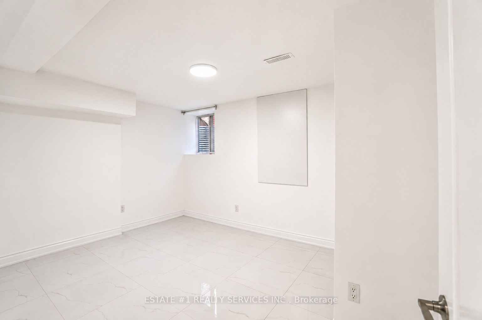 35 Golden Meadow Drive Property Photo 38
