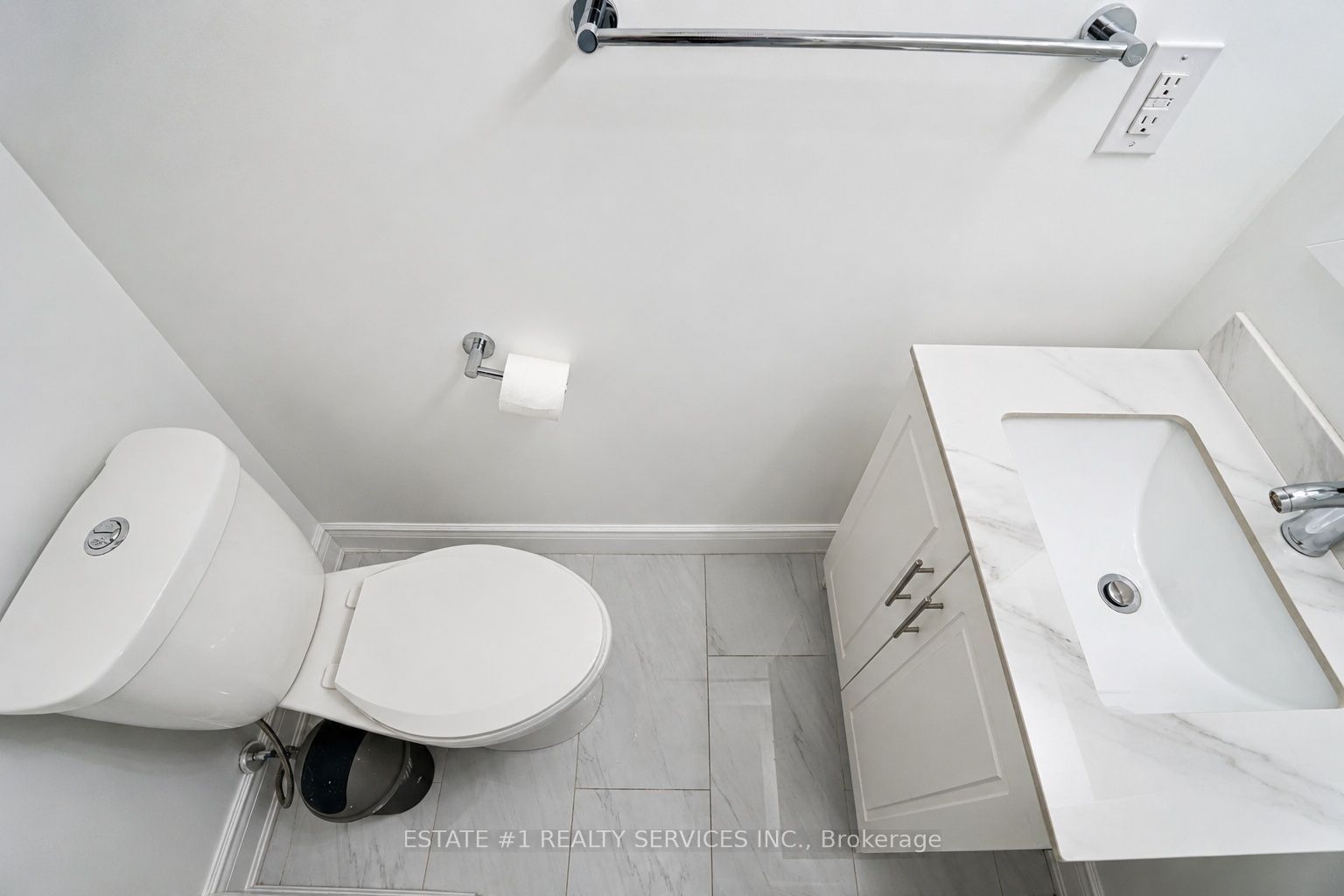 35 Golden Meadow Drive Property Photo 39