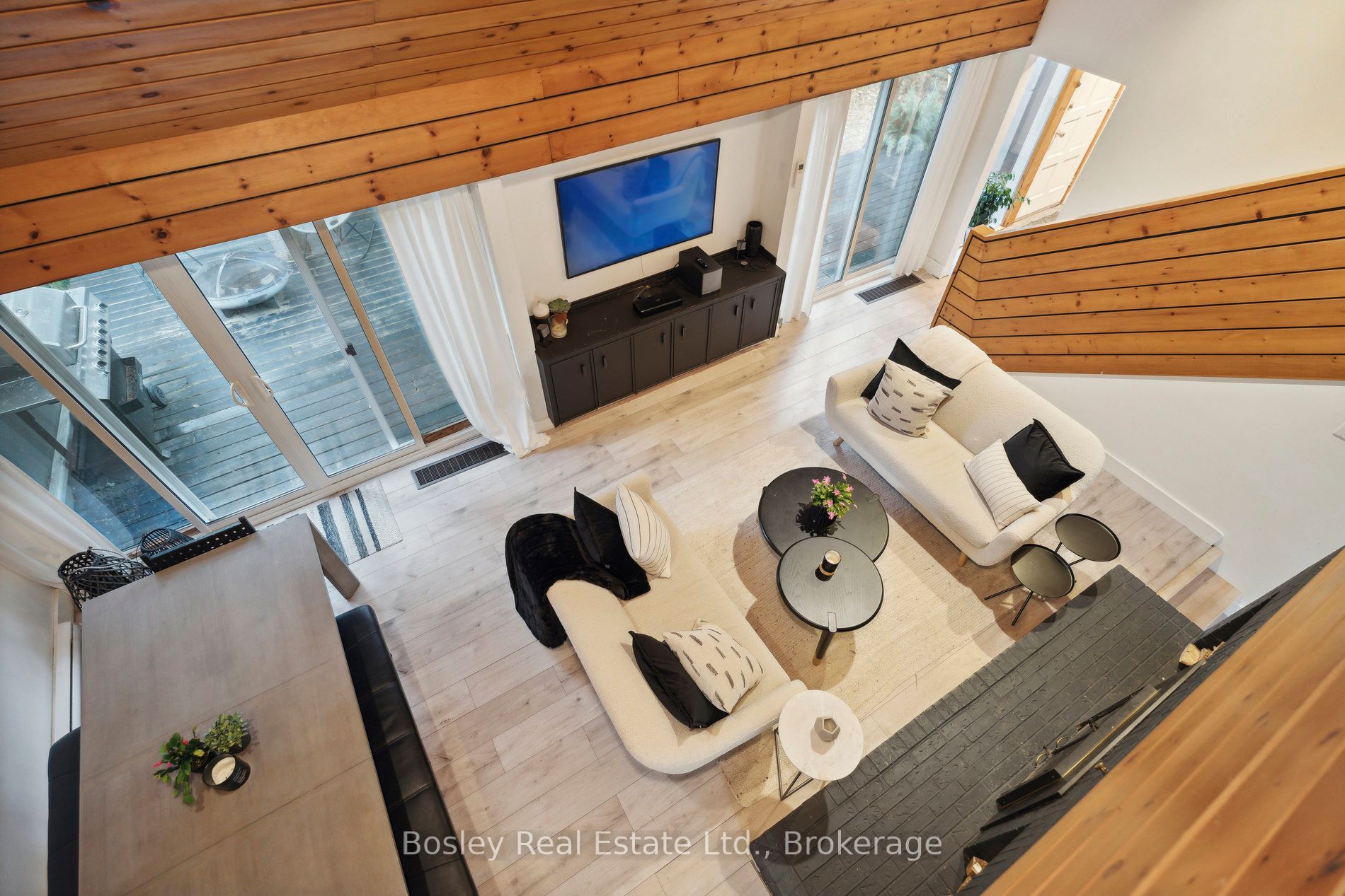 101 St Moritz Crescent Property Photo 23